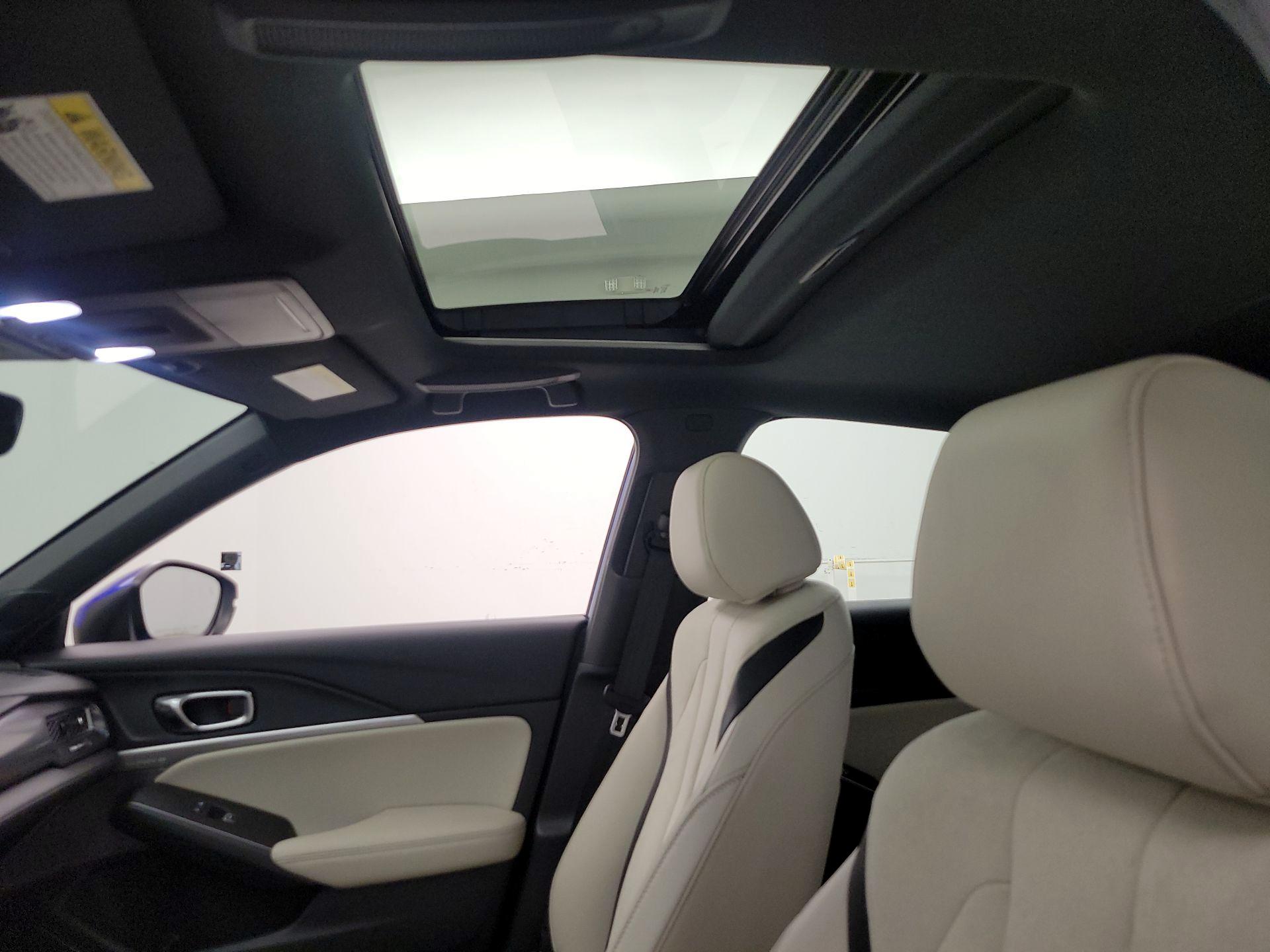 Thumbnail: 2023 Acura Integra - 19