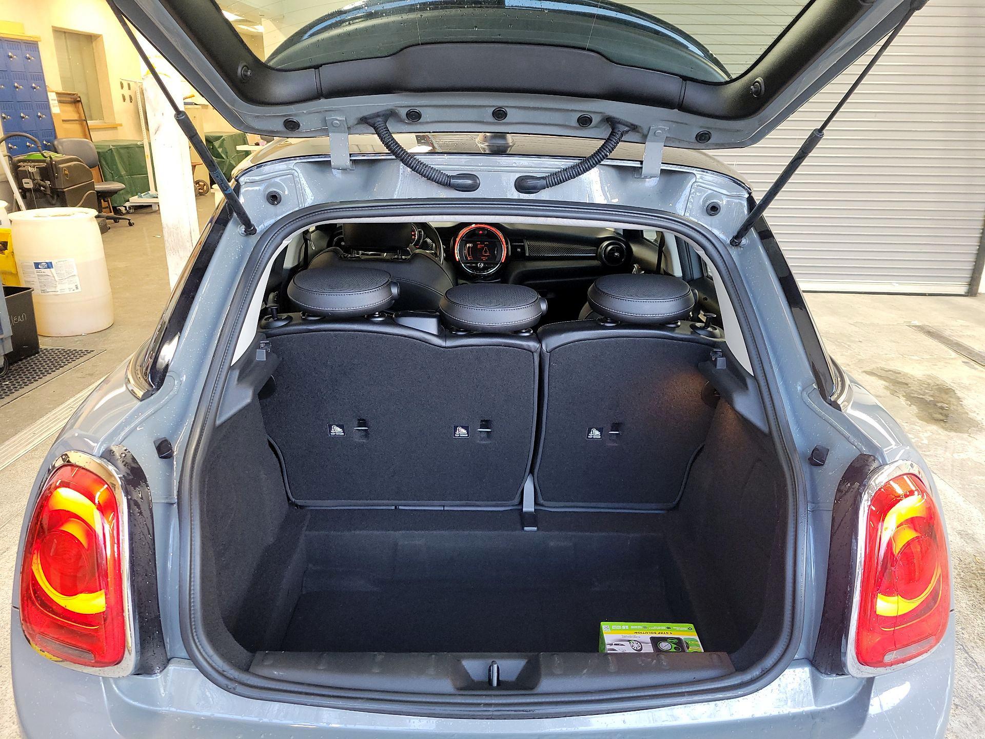 Thumbnail: 2016 MINI Cooper Hardtop - 18