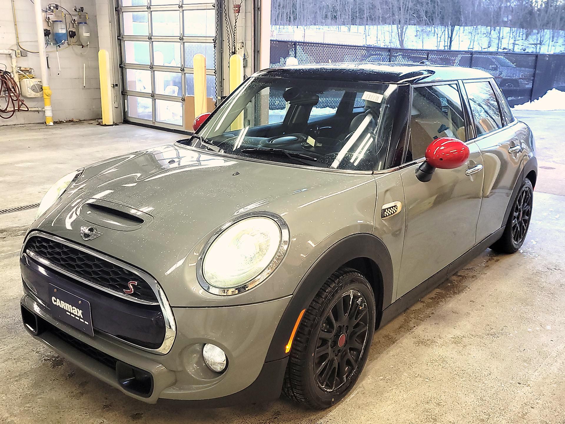 Thumbnail: 2016 MINI Cooper Hardtop - 3