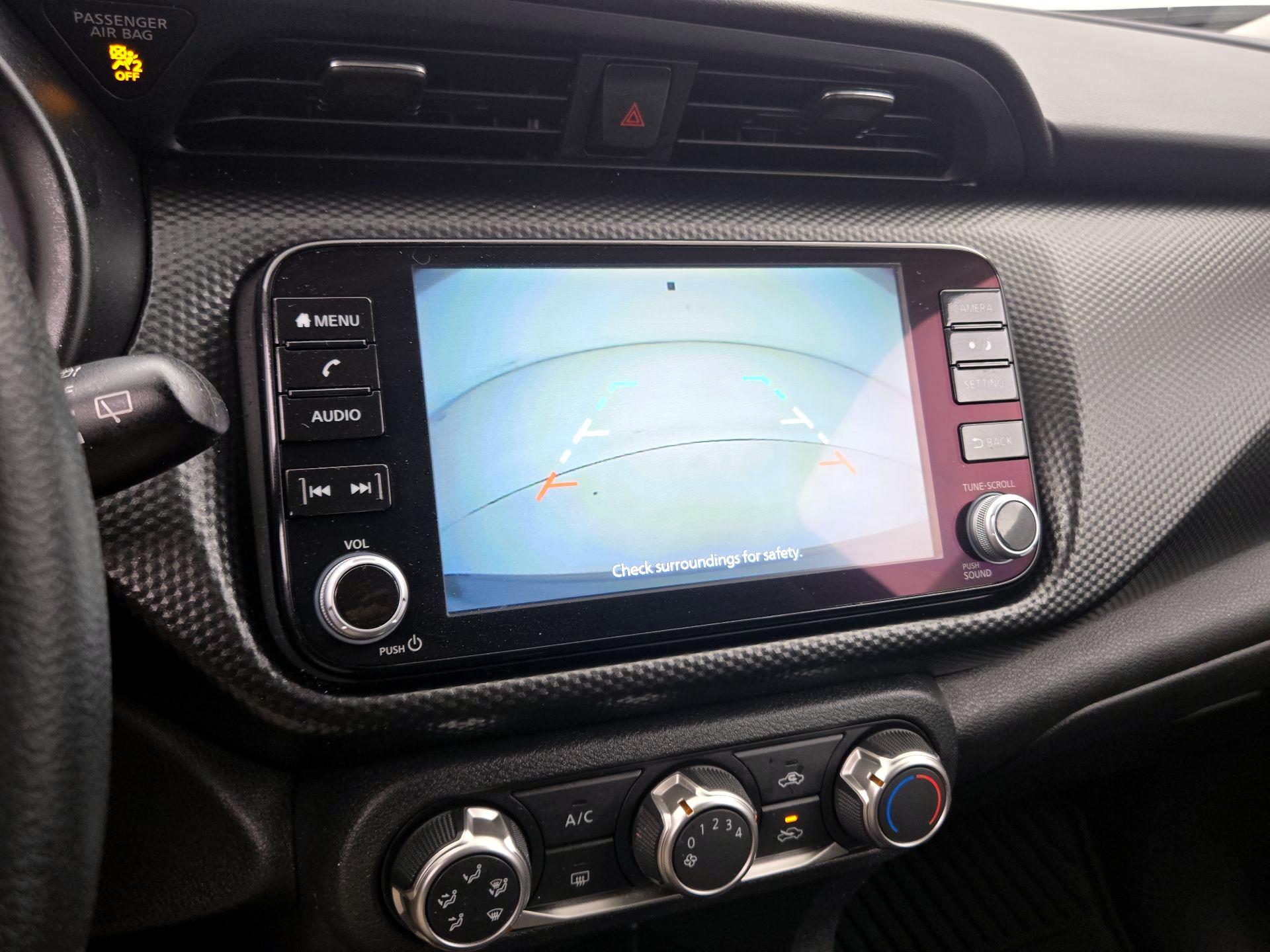 Thumbnail: 2023 Nissan Kicks - 14