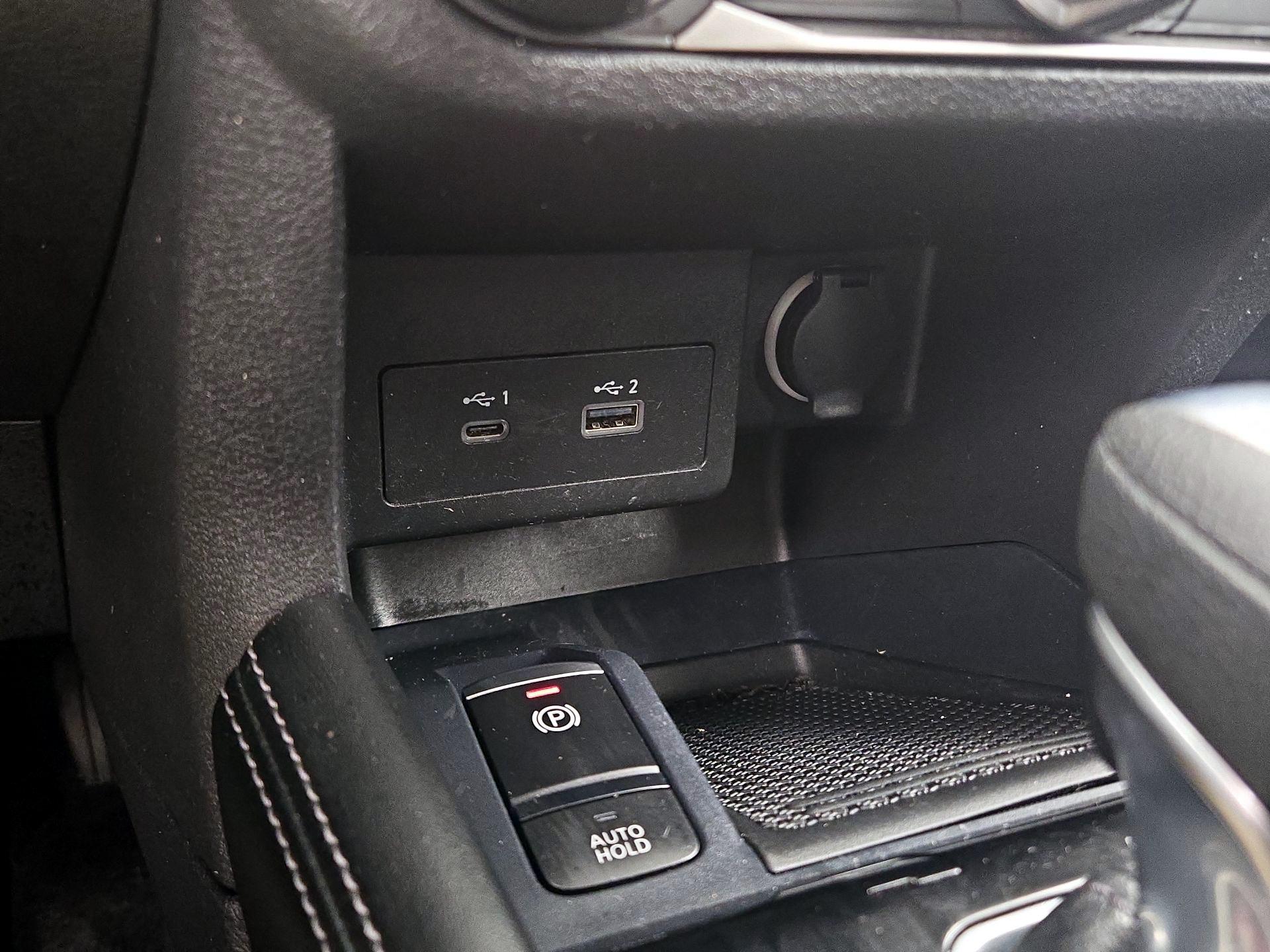 Thumbnail: 2023 Nissan Kicks - 18