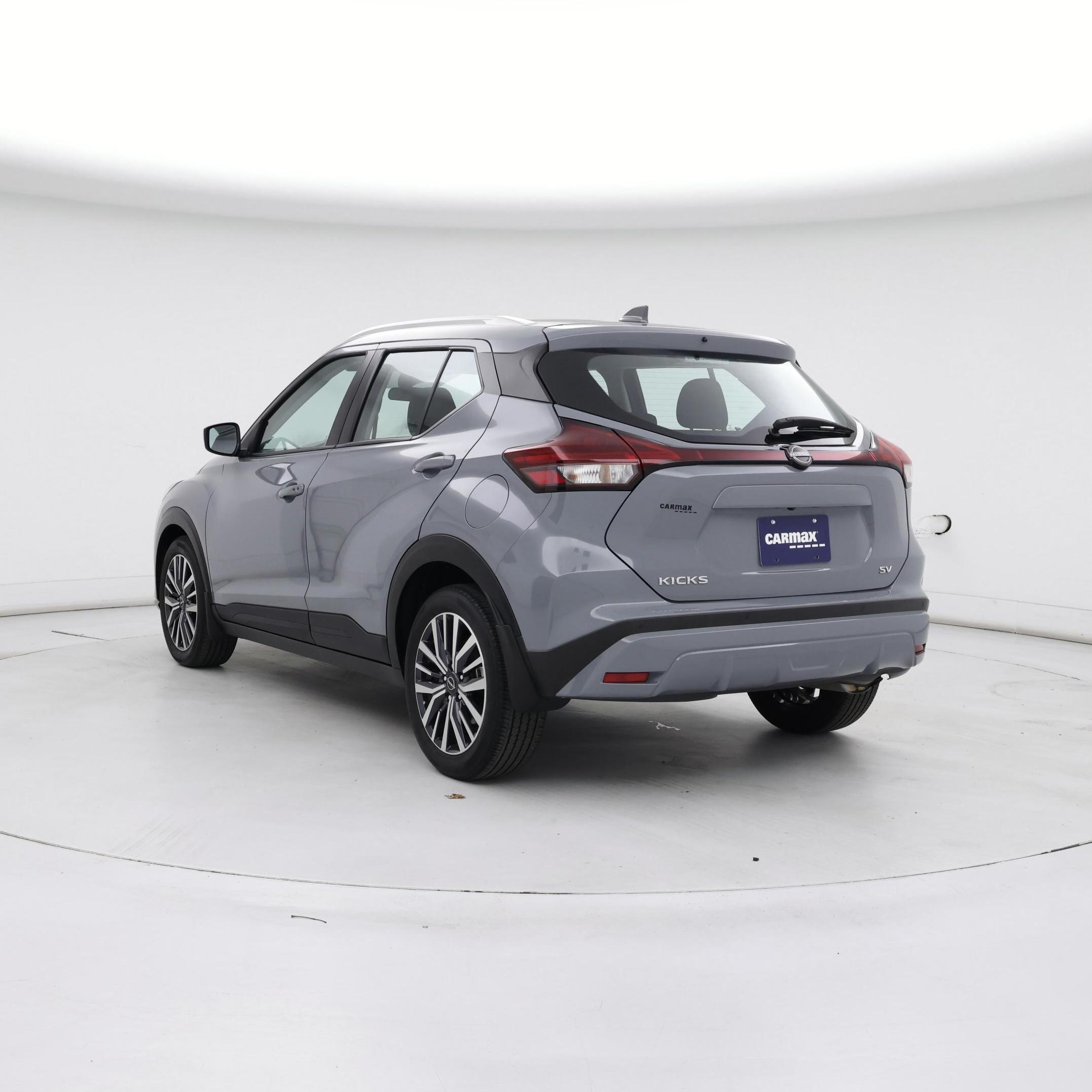 Thumbnail: 2023 Nissan Kicks - 2