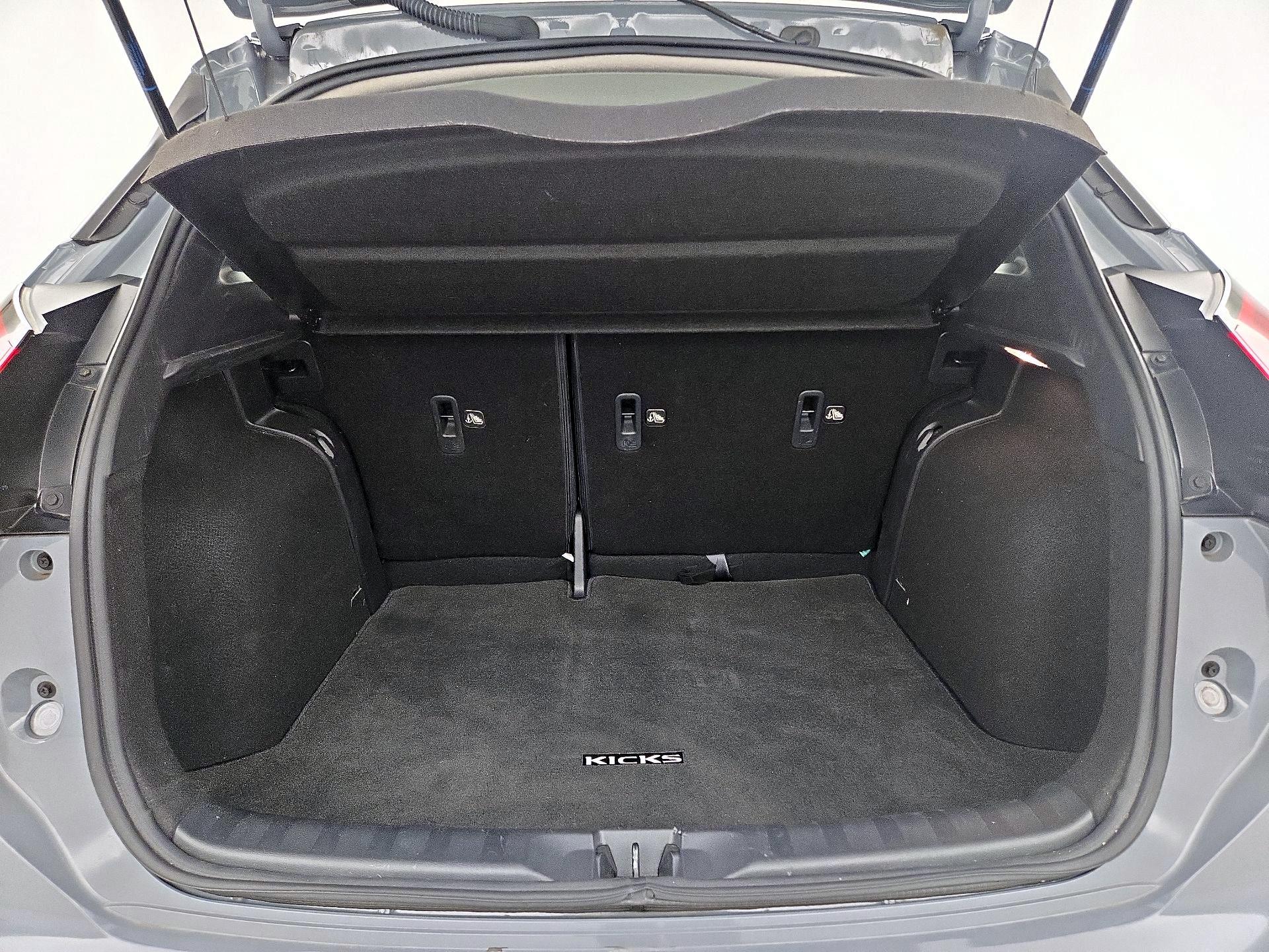 Thumbnail: 2023 Nissan Kicks - 20