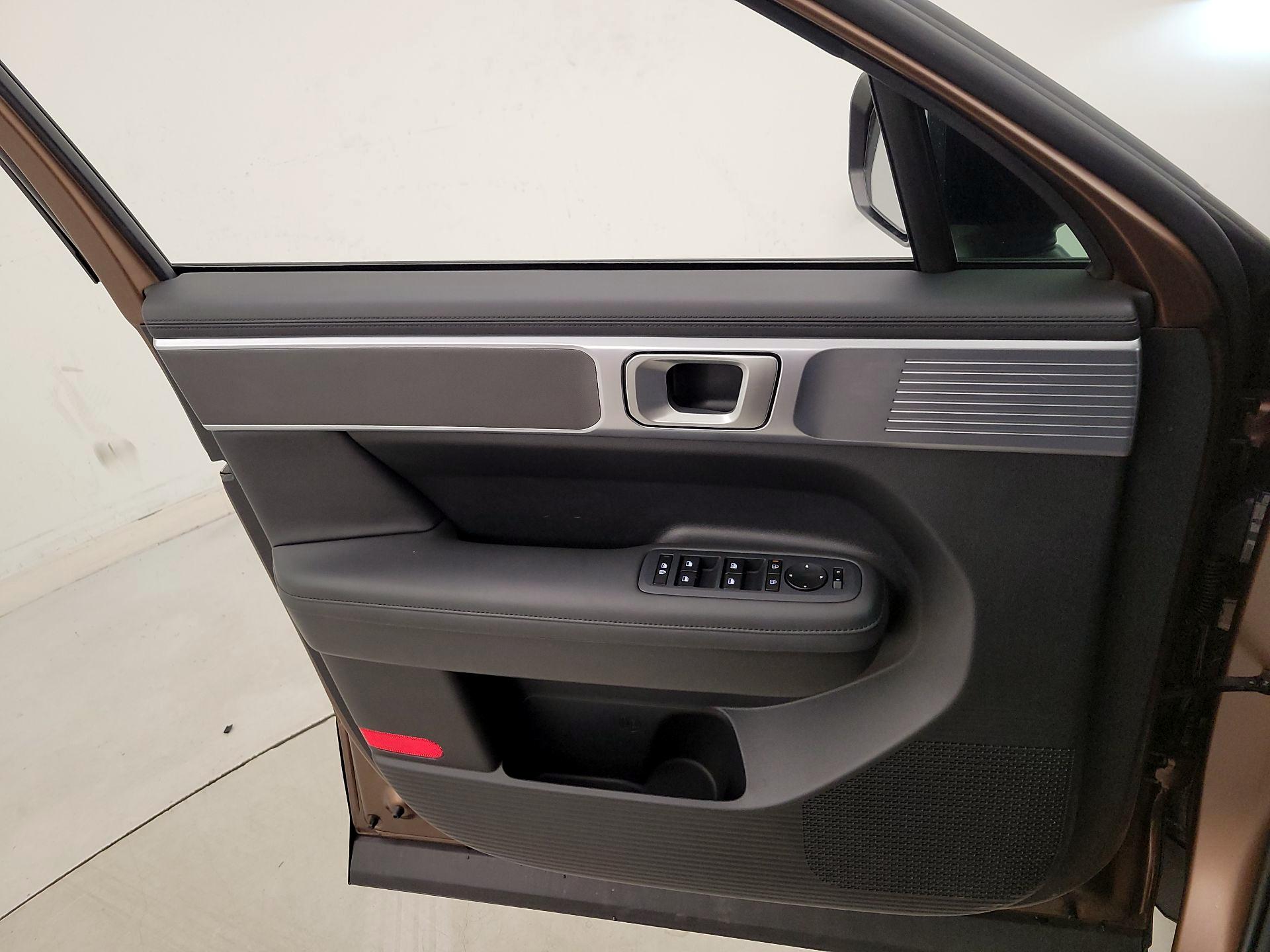 Thumbnail: 2025 Hyundai Santa Fe - 12