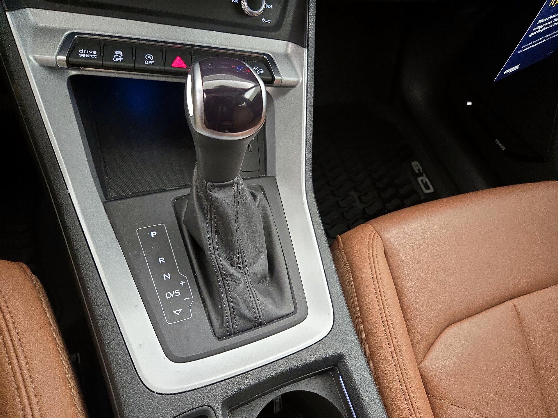 Thumbnail: 2022 Audi Q3 - 18