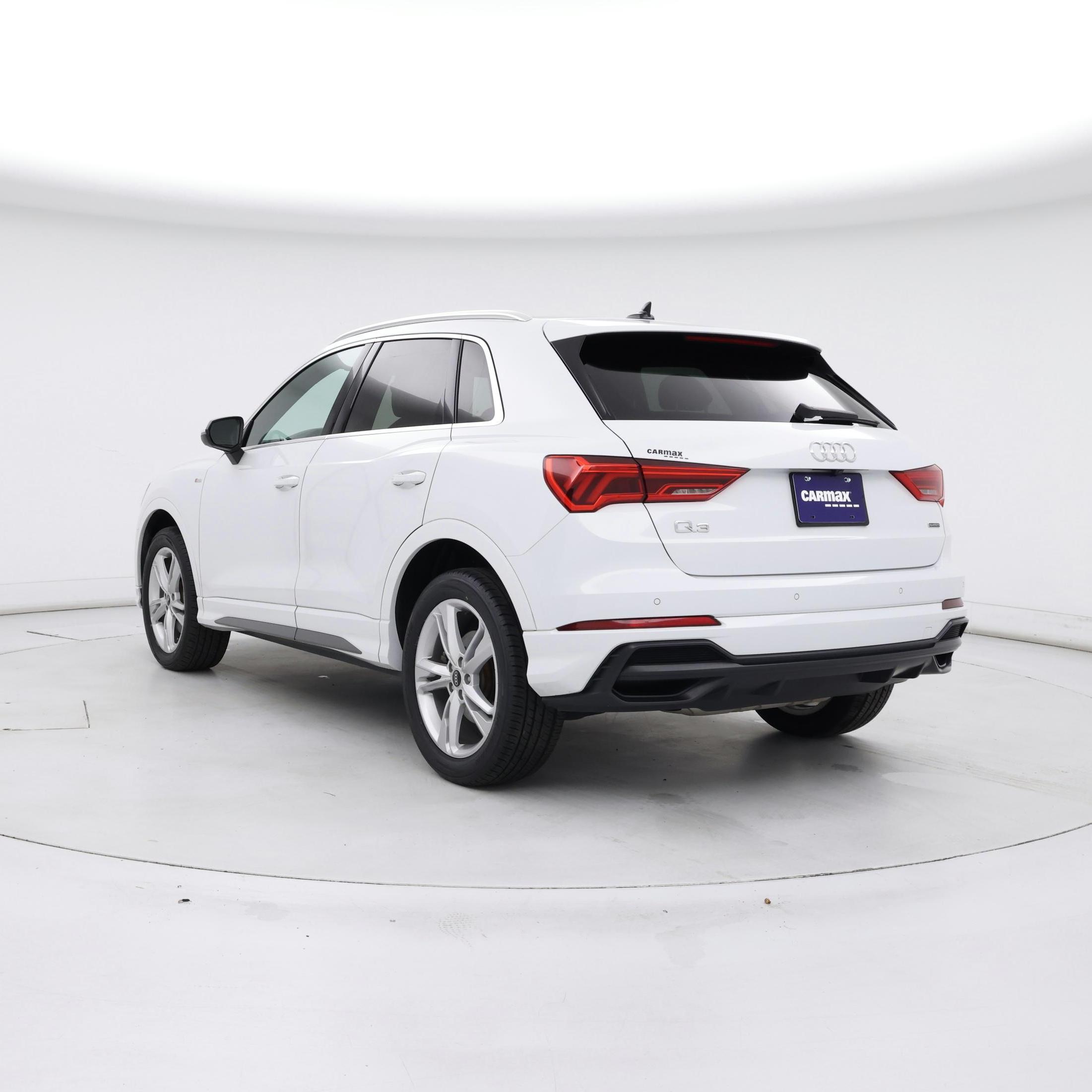 Thumbnail: 2022 Audi Q3 - 2