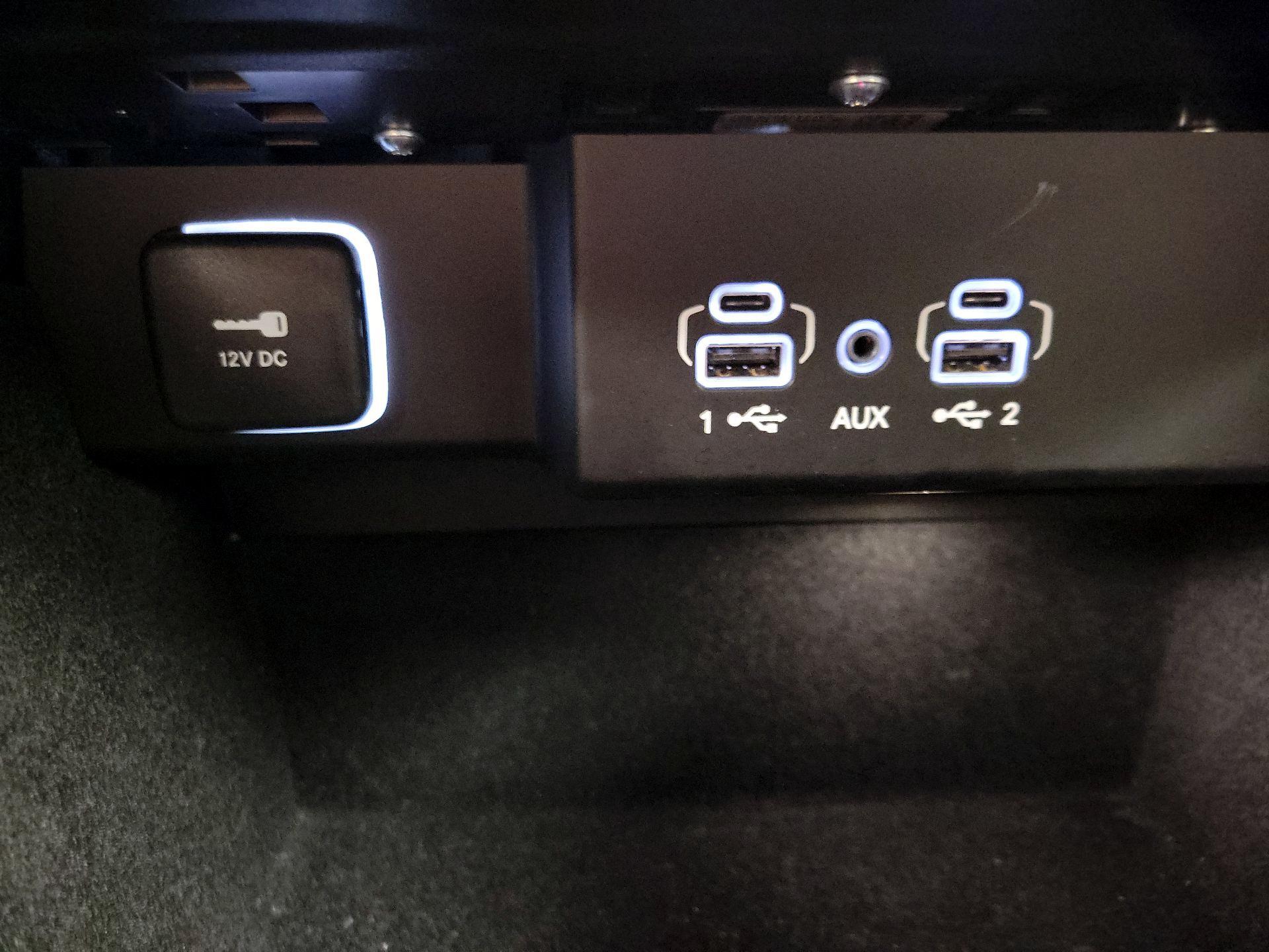 Thumbnail: 2024 Jeep Wagoneer - 19