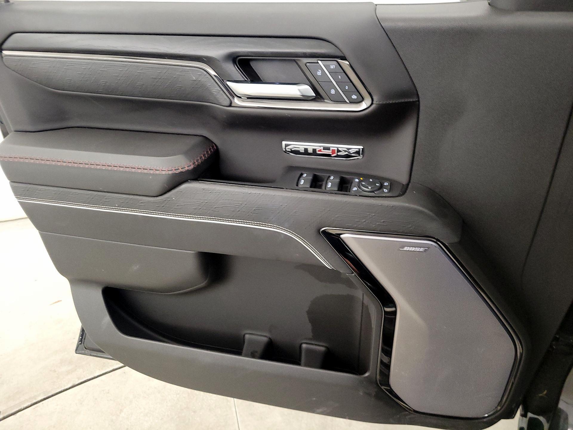 Thumbnail: 2024 GMC Sierra 1500 - 12