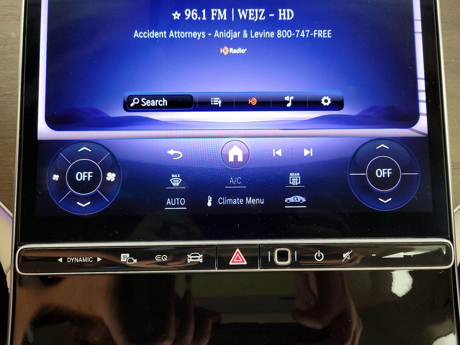 Thumbnail: 2022 Mercedes-Benz EQS - 17