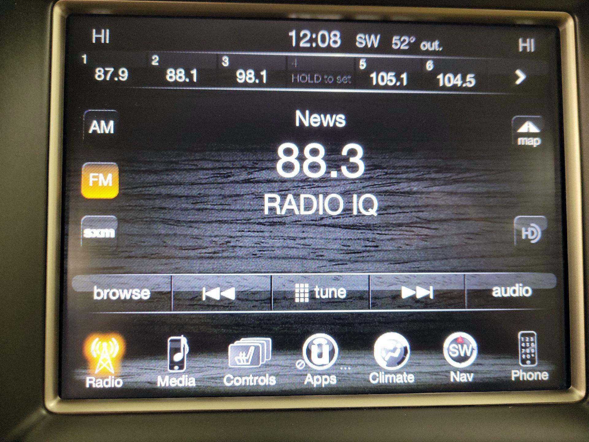 Thumbnail: 2014 Jeep Grand Cherokee - 15