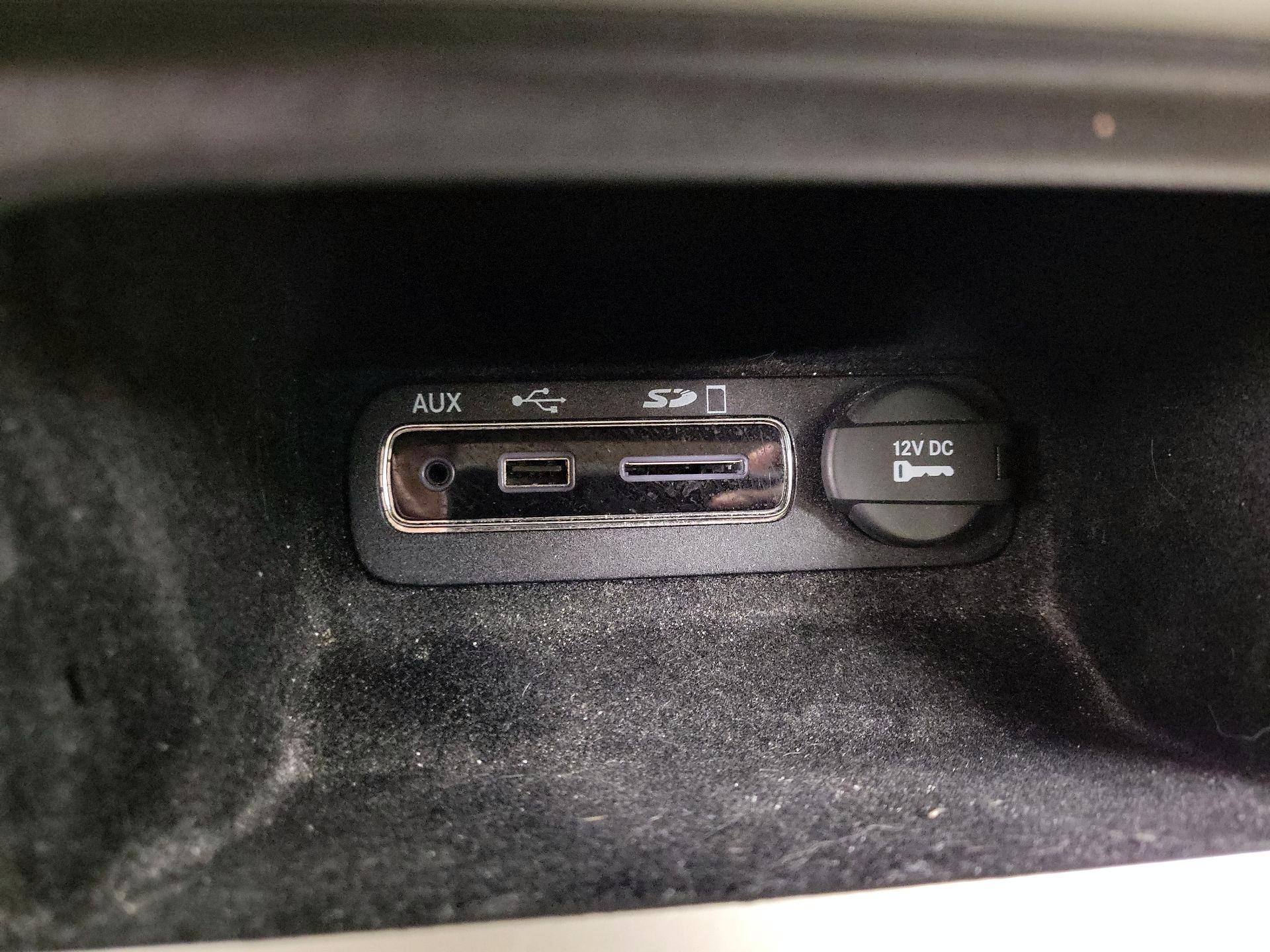 Thumbnail: 2014 Jeep Grand Cherokee - 18