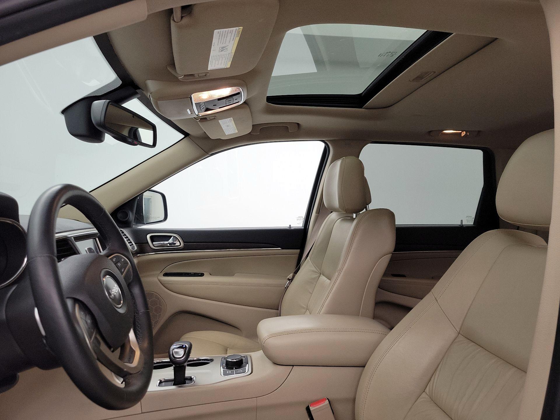 Thumbnail: 2014 Jeep Grand Cherokee - 19