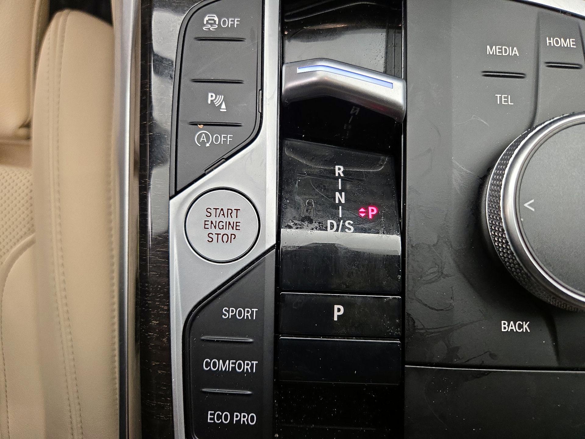 Thumbnail: 2024 BMW 3 Series - 18