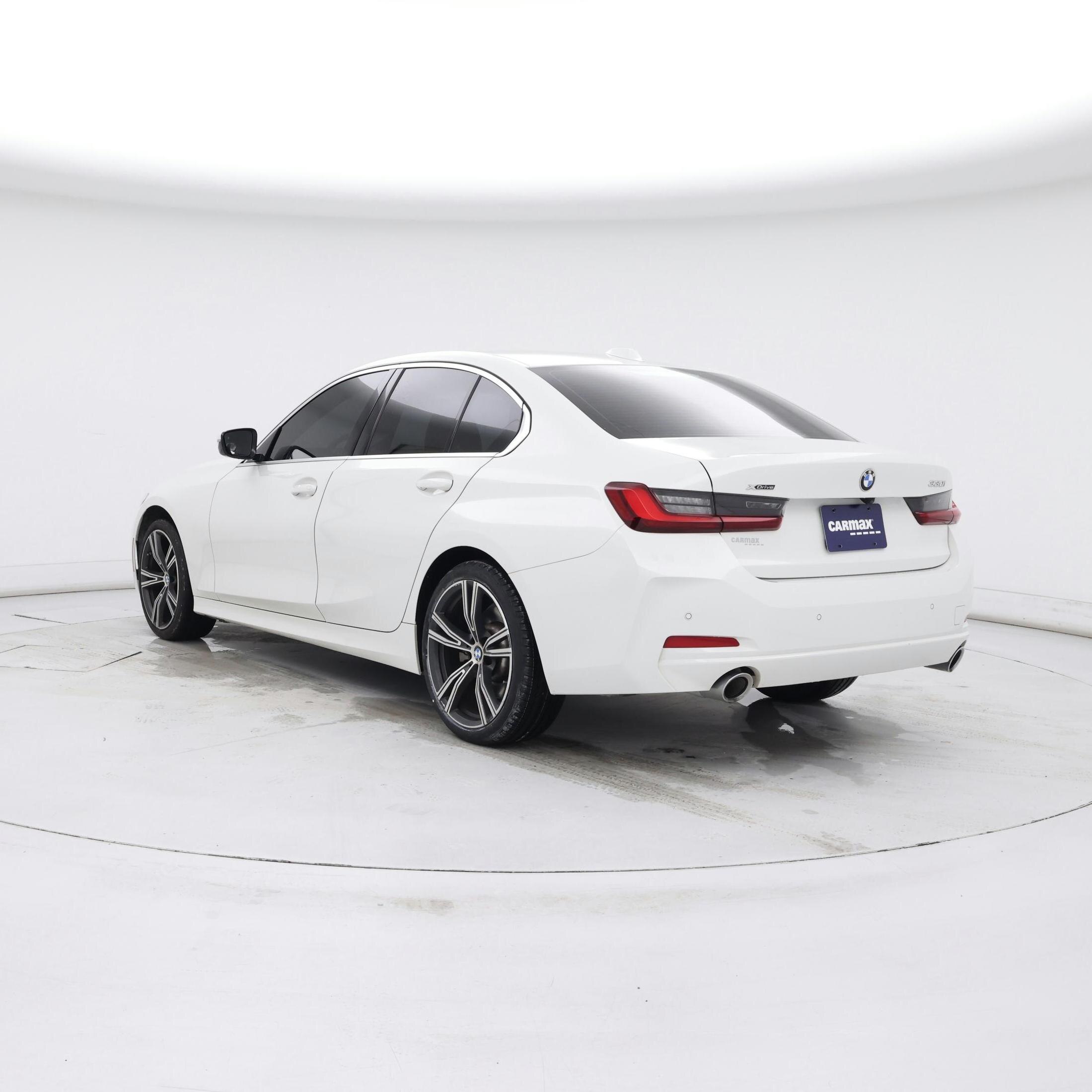 Thumbnail: 2024 BMW 3 Series - 2