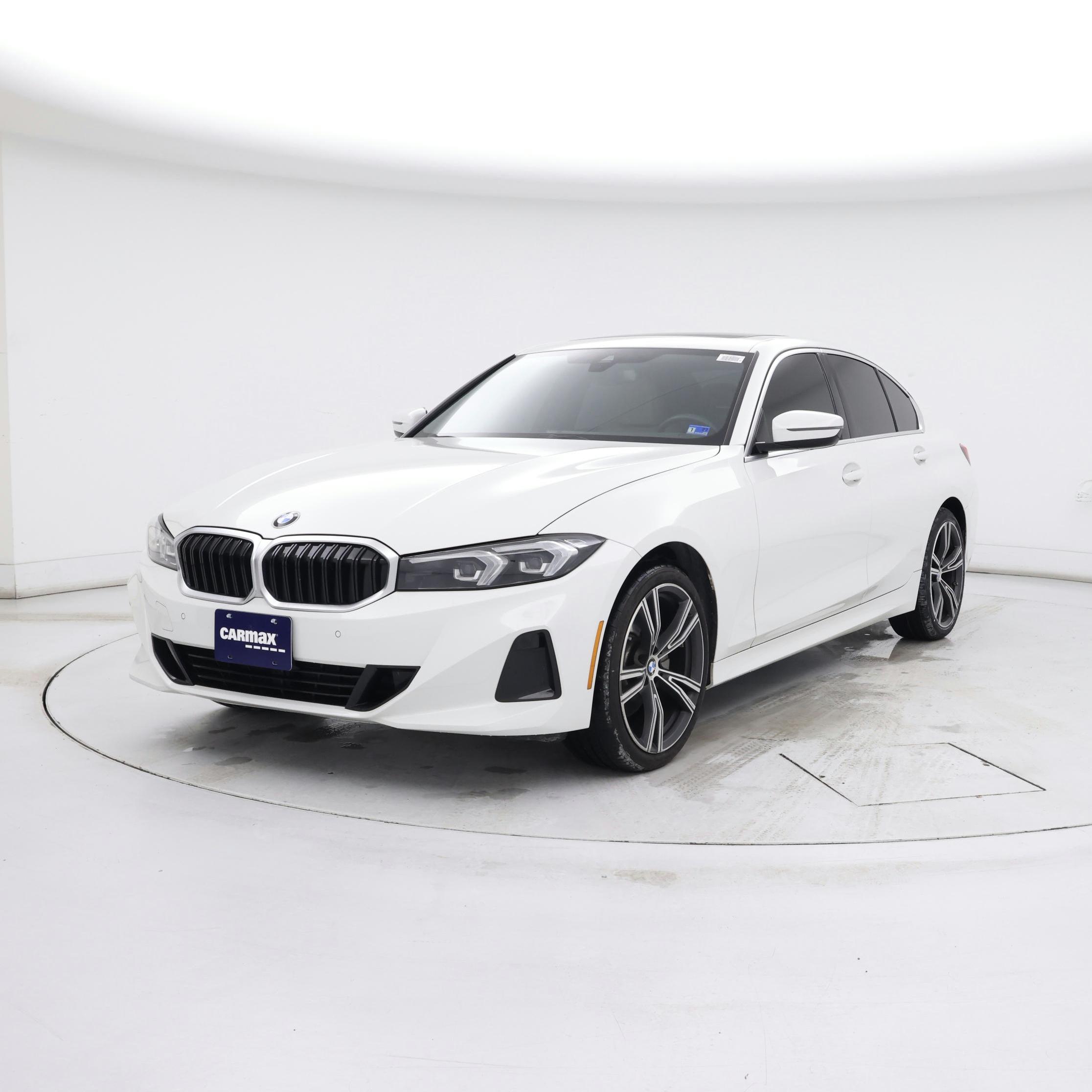 Thumbnail: 2024 BMW 3 Series - 4