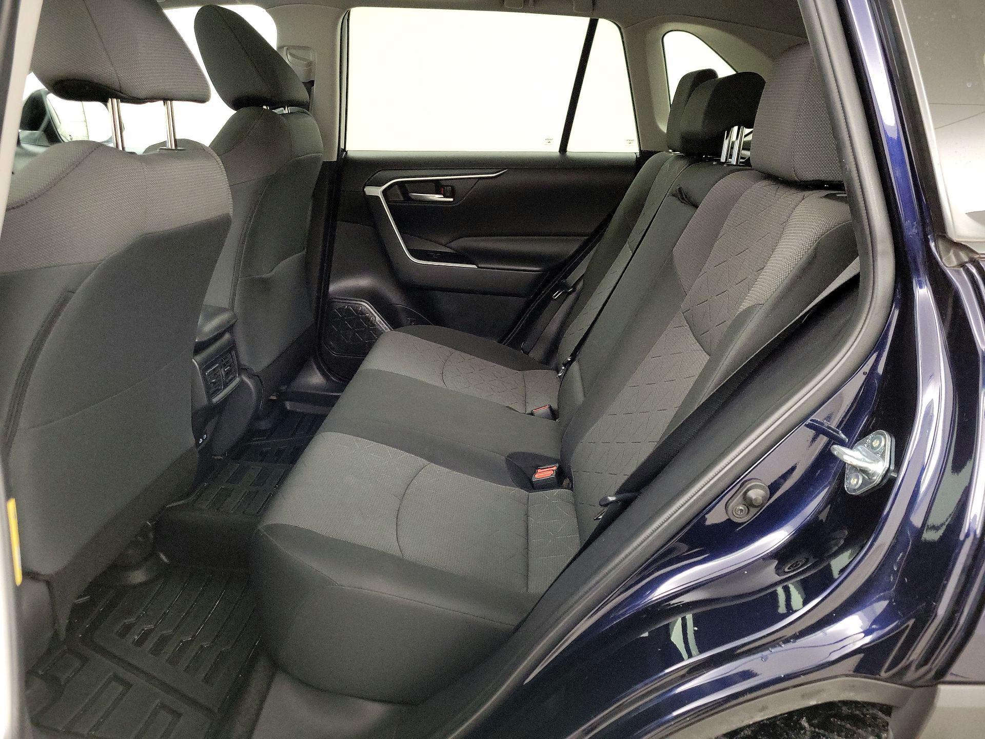 Thumbnail: 2023 Toyota RAV4 - 20