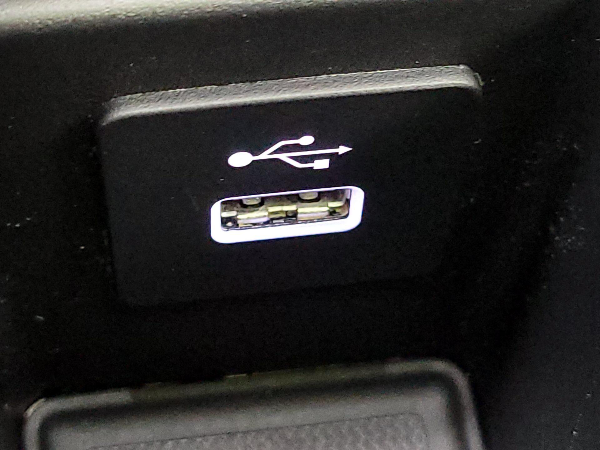 Thumbnail: 2024 Acura RDX - 18