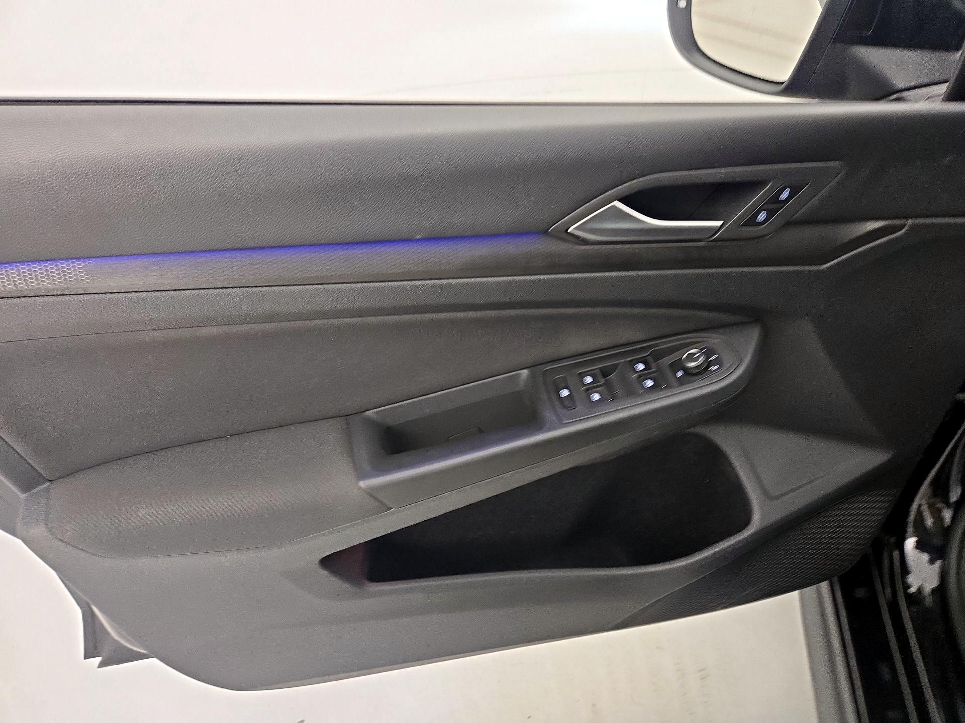 Thumbnail: 2022 Volkswagen Golf - 12