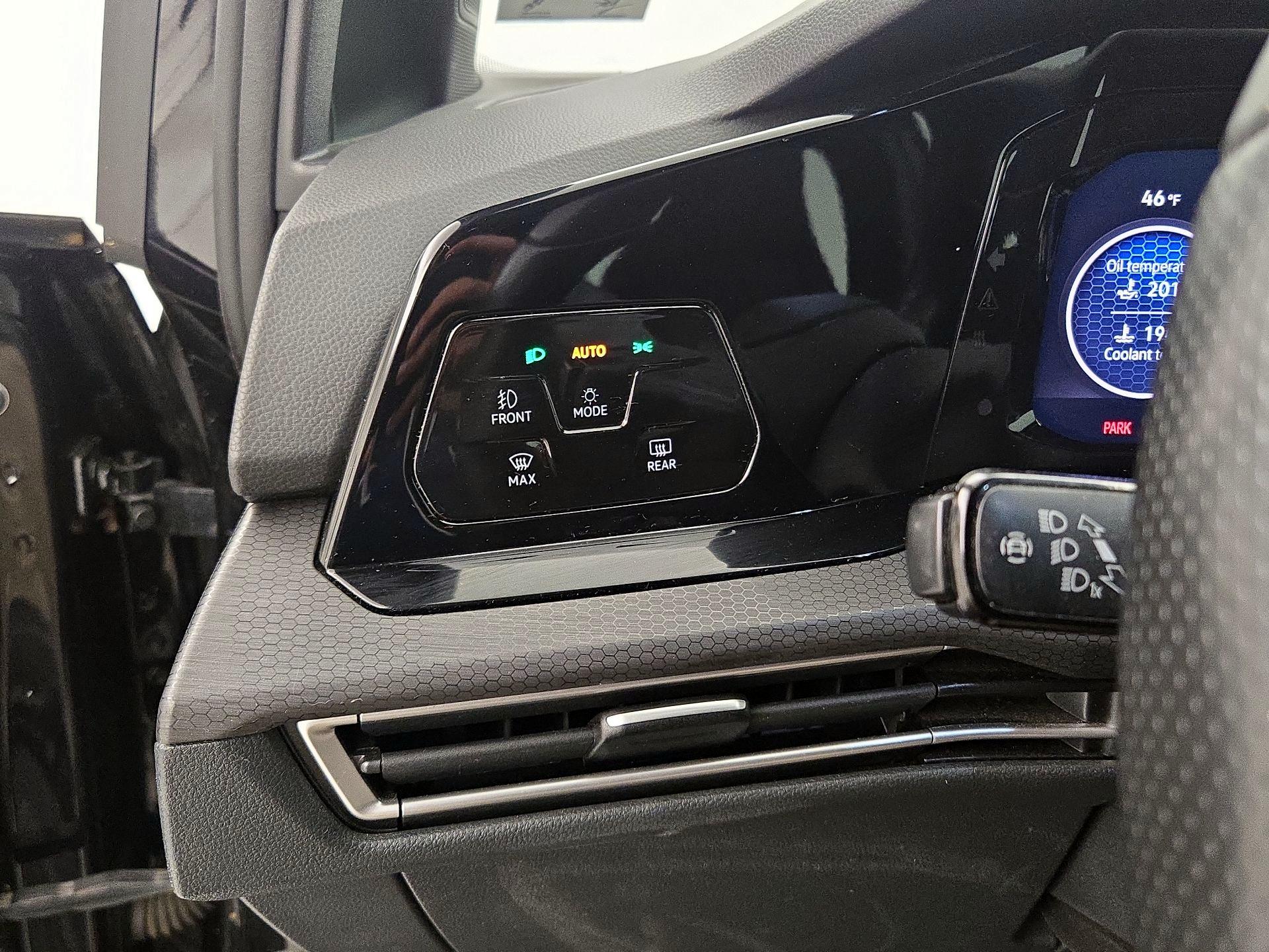 Thumbnail: 2022 Volkswagen Golf - 13