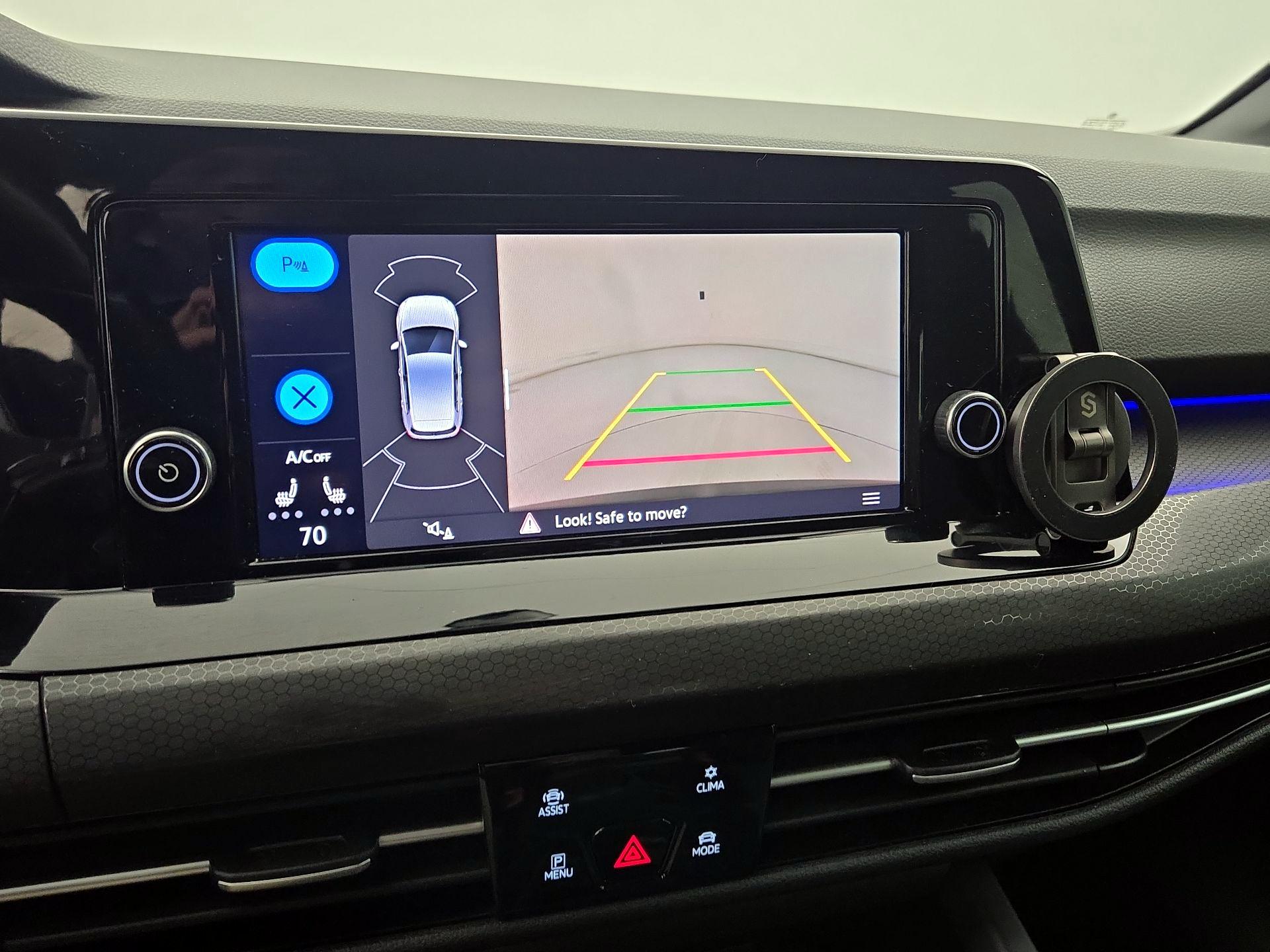 Thumbnail: 2022 Volkswagen Golf - 14