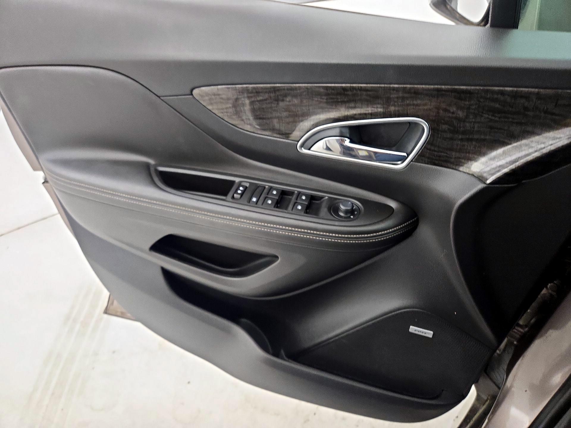 Thumbnail: 2015 Buick Encore - 12