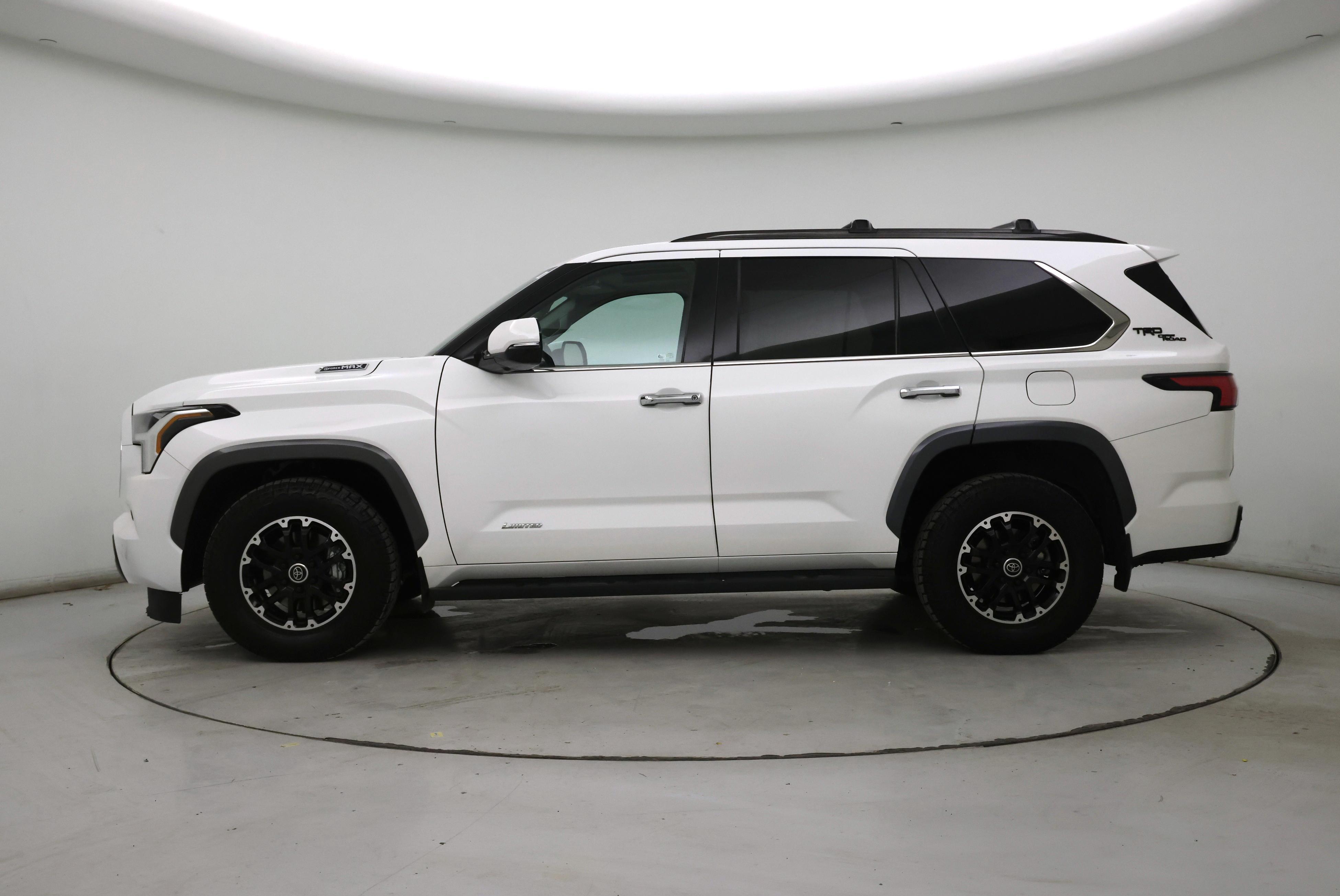 Thumbnail: 2023 Toyota Sequoia - 3