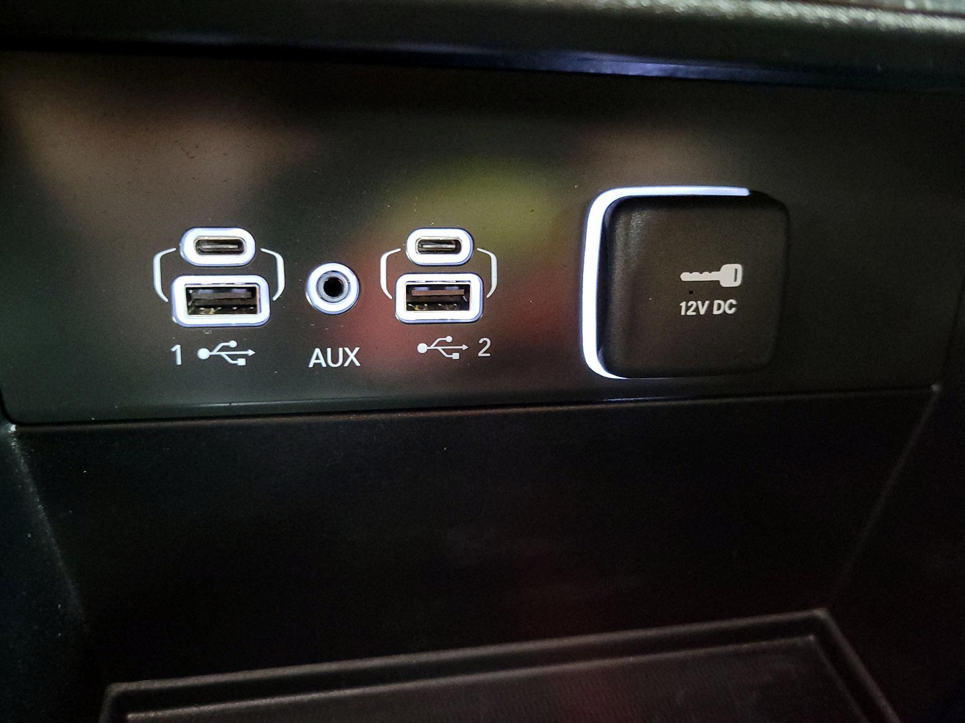 Thumbnail: 2024 Jeep Grand Cherokee - 19