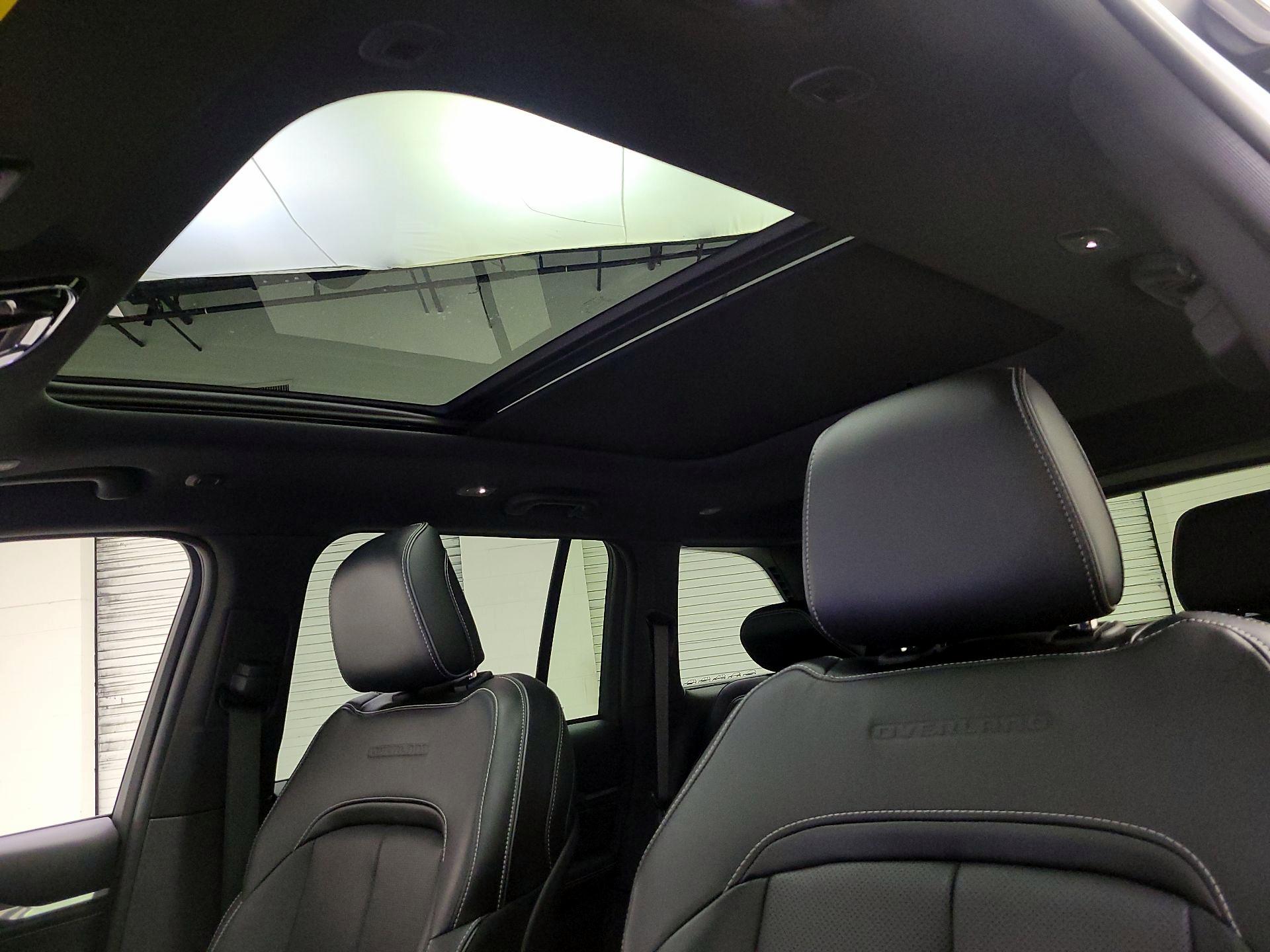 Thumbnail: 2024 Jeep Grand Cherokee - 20