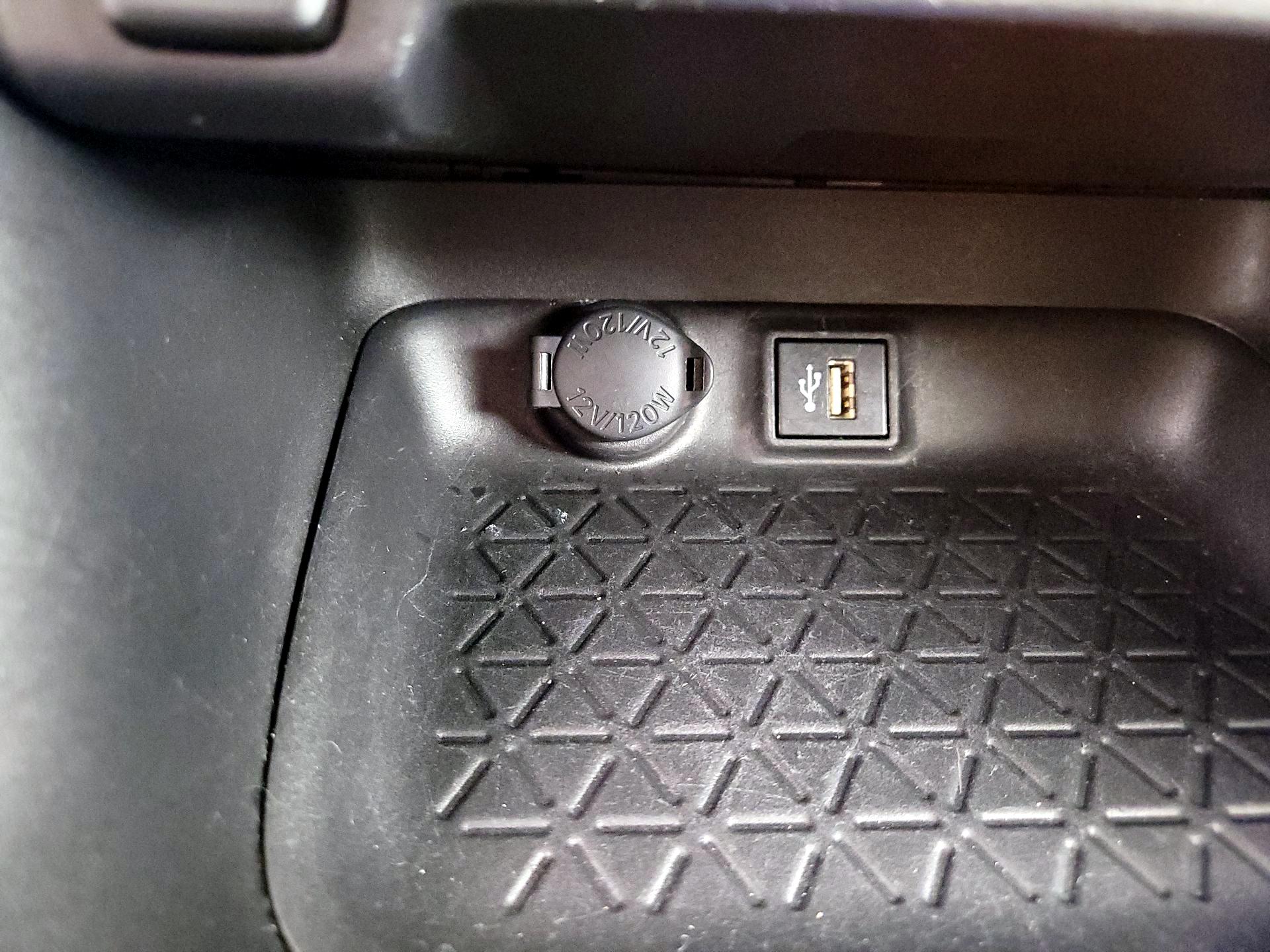 Thumbnail: 2023 Toyota RAV4 - 18