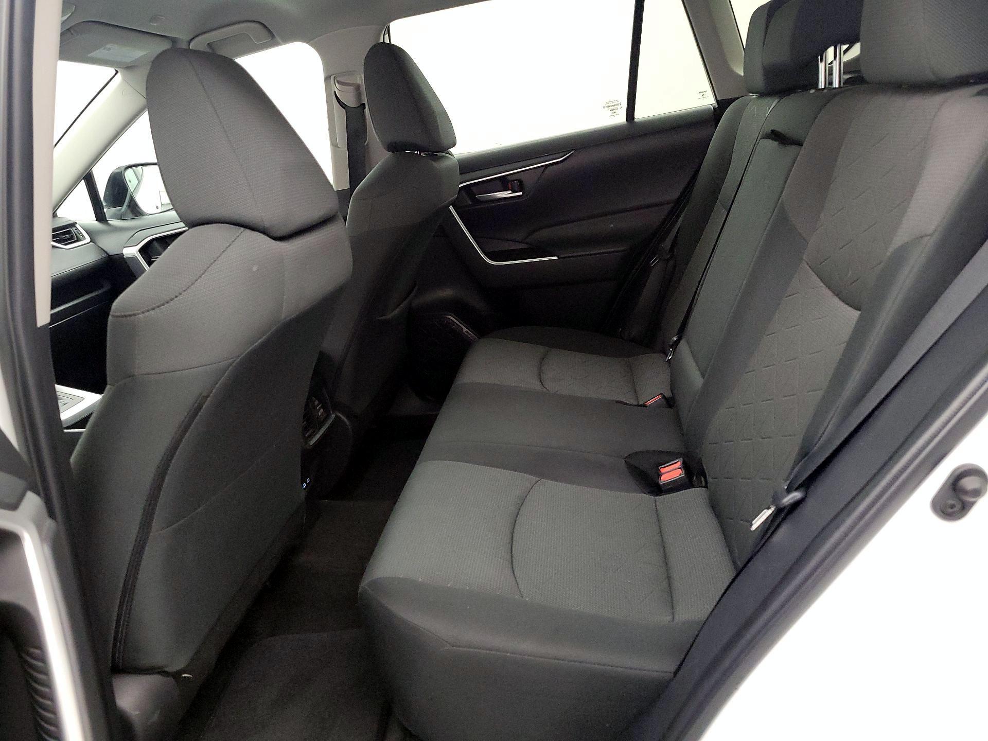 Thumbnail: 2023 Toyota RAV4 - 19