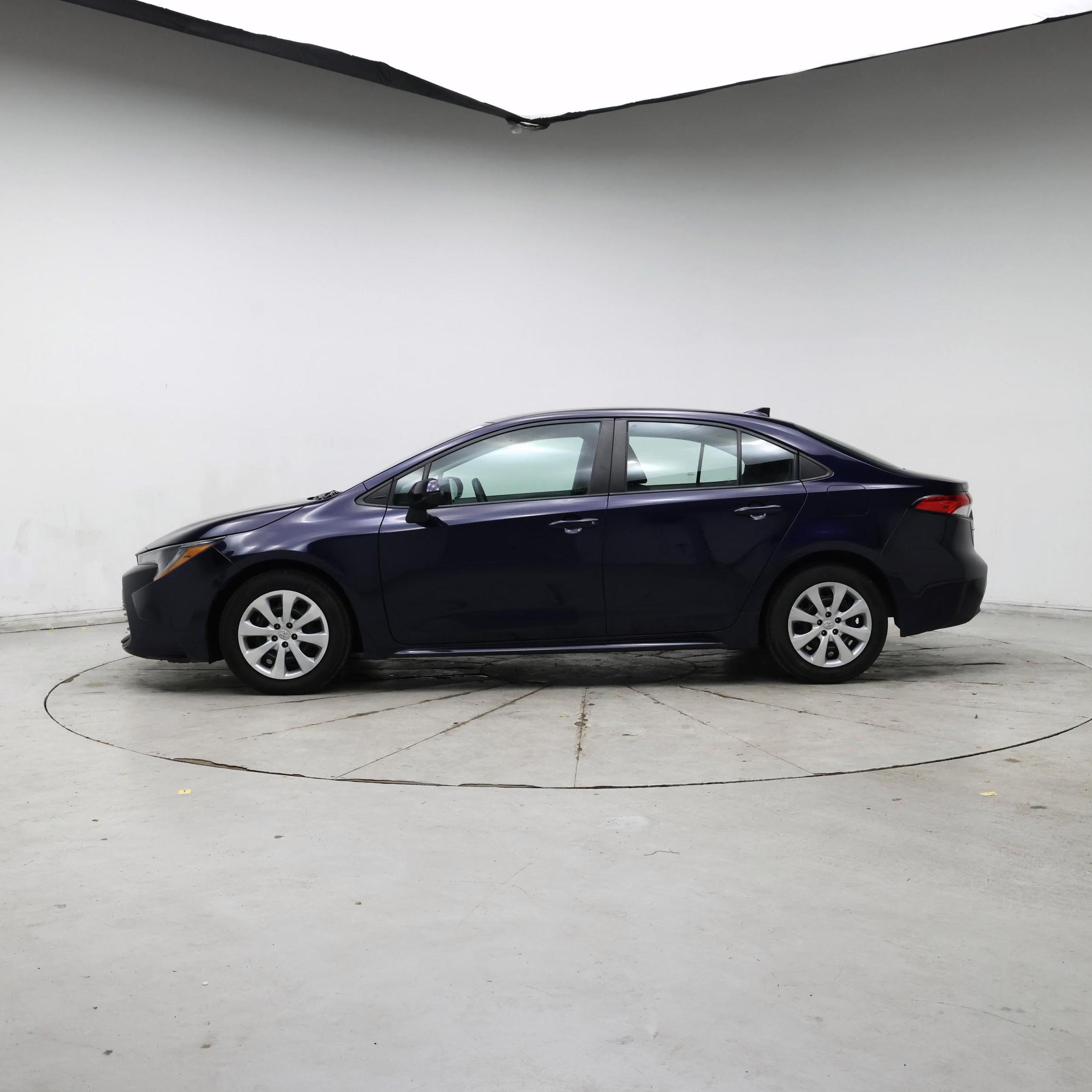 Thumbnail: 2023 Toyota Corolla - 3