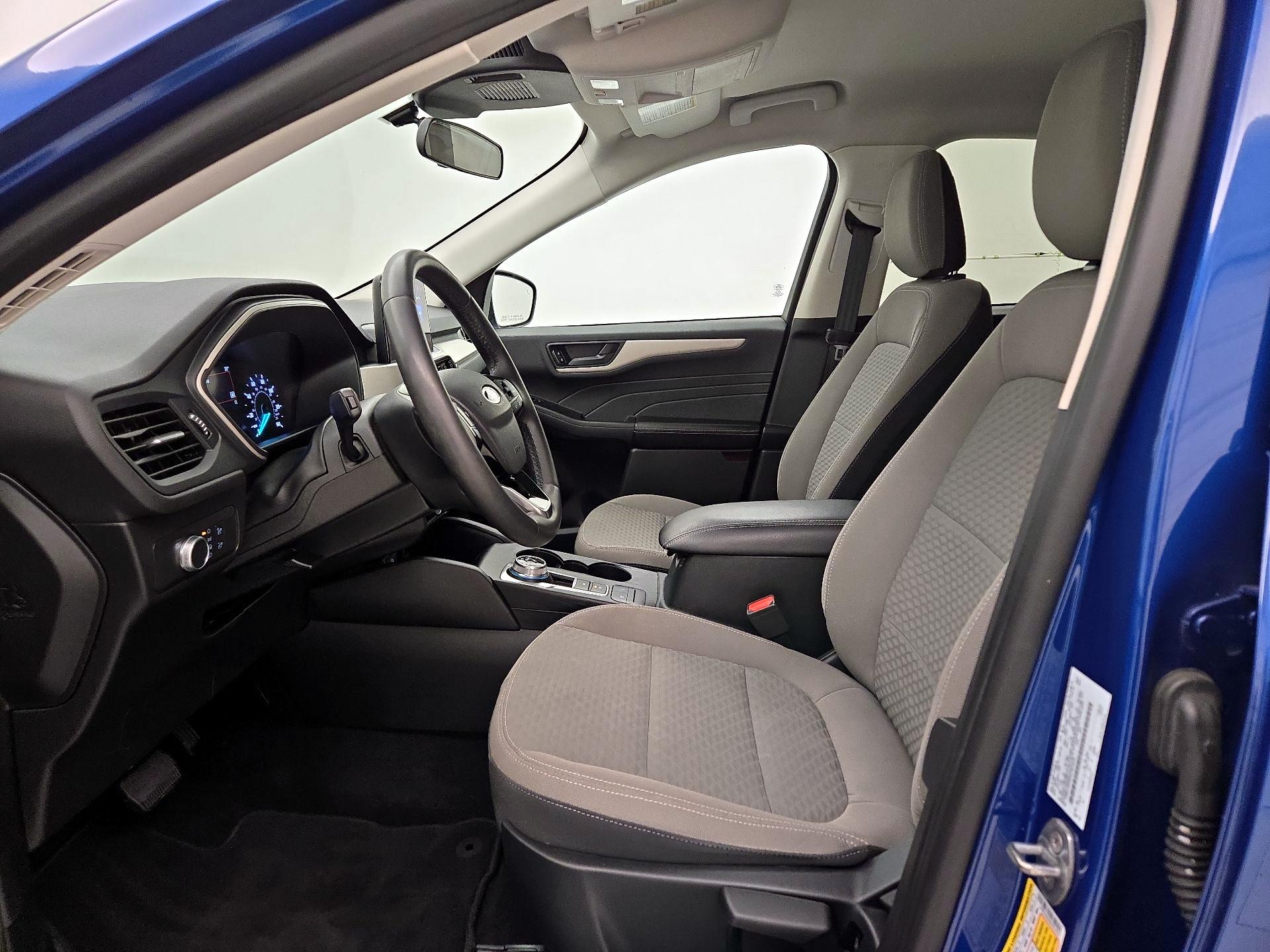 Thumbnail: 2022 Ford Escape - 11