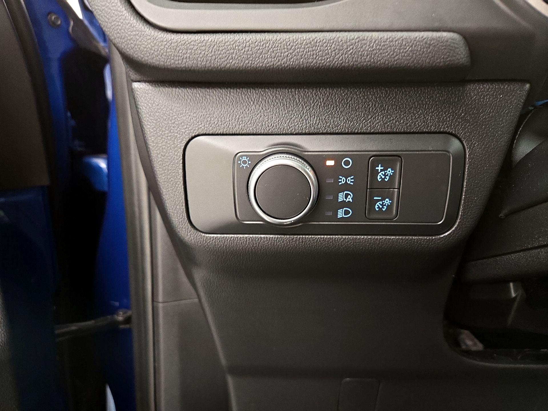 Thumbnail: 2022 Ford Escape - 13