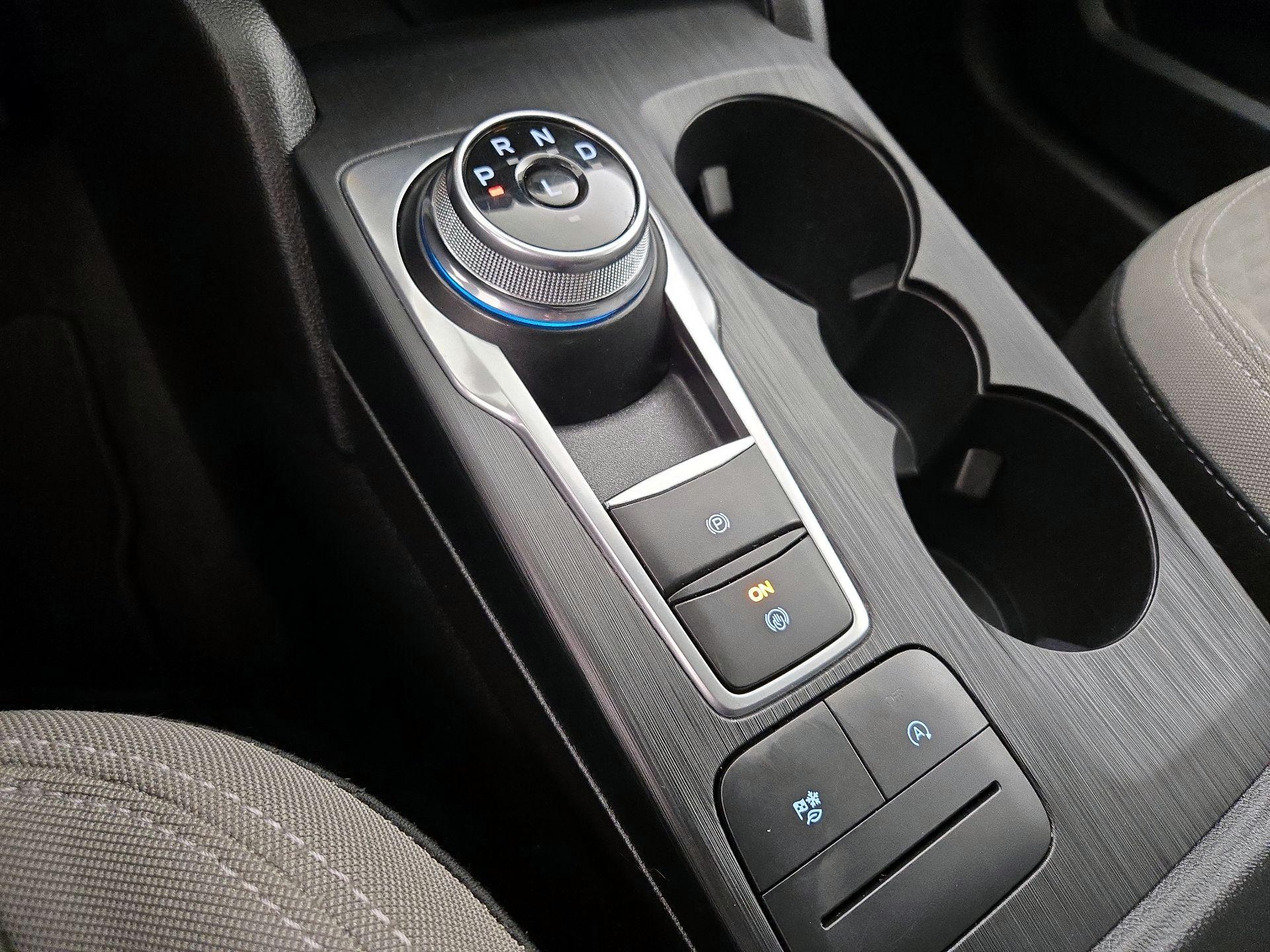 Thumbnail: 2022 Ford Escape - 17