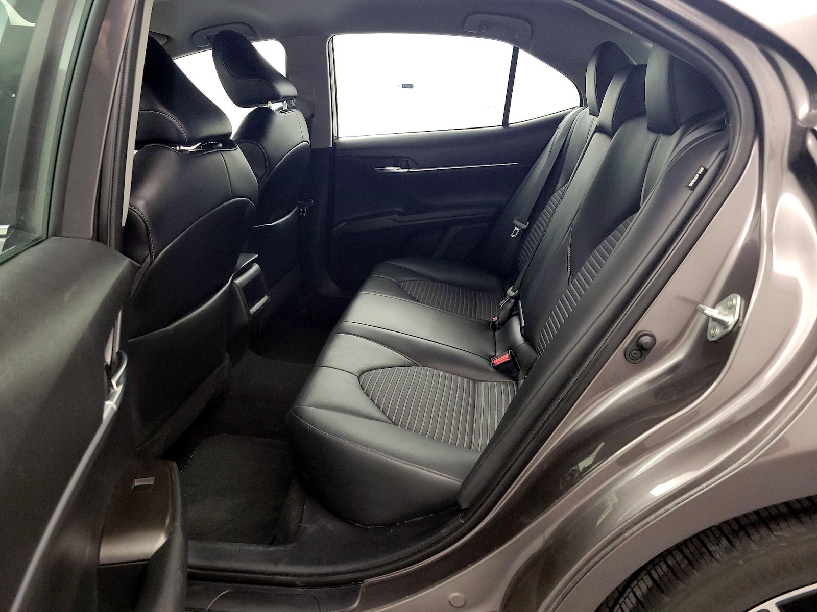 2023 Toyota Camry SE - Photo 20