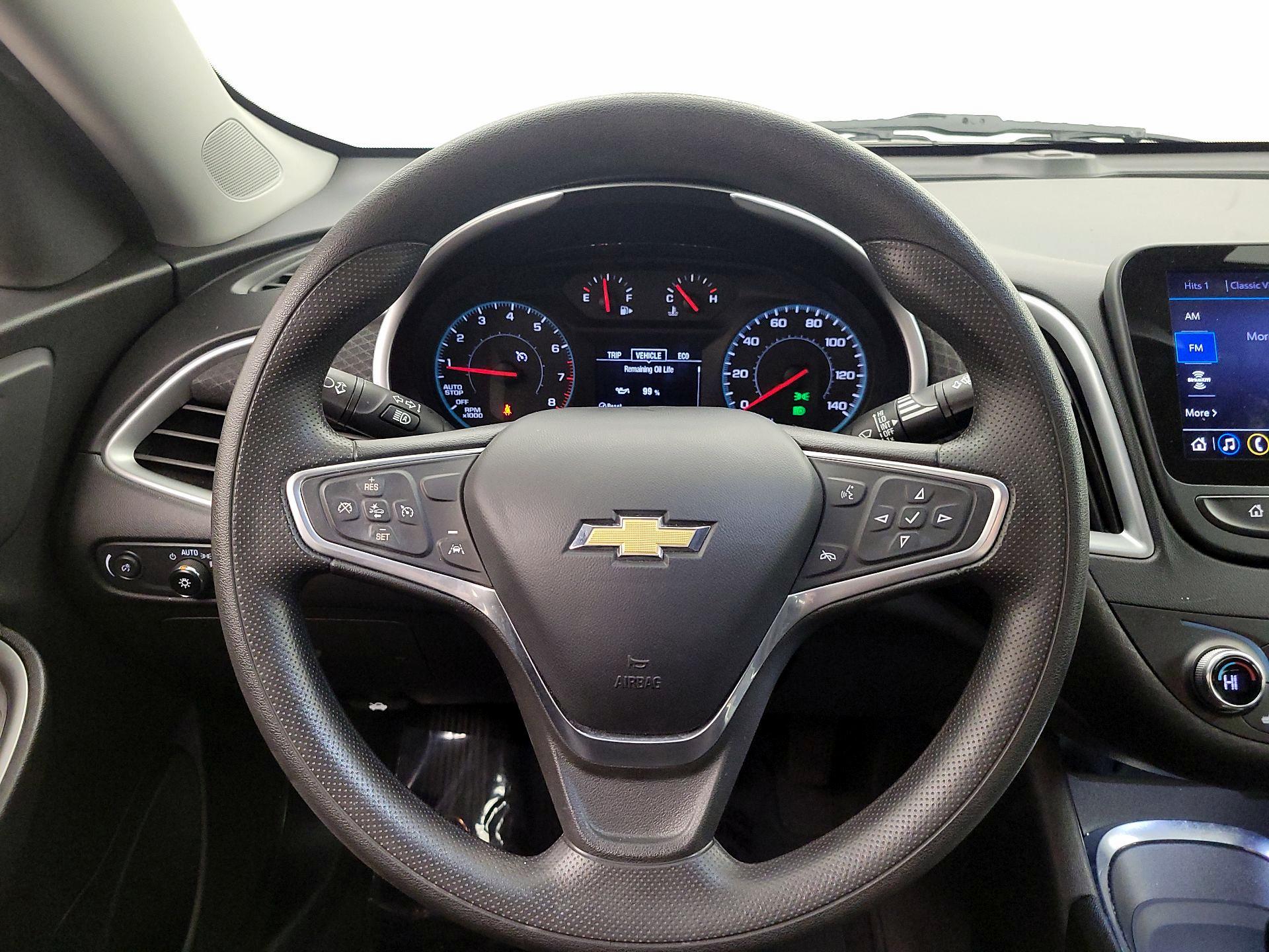 Thumbnail: 2023 Chevrolet Malibu - 10