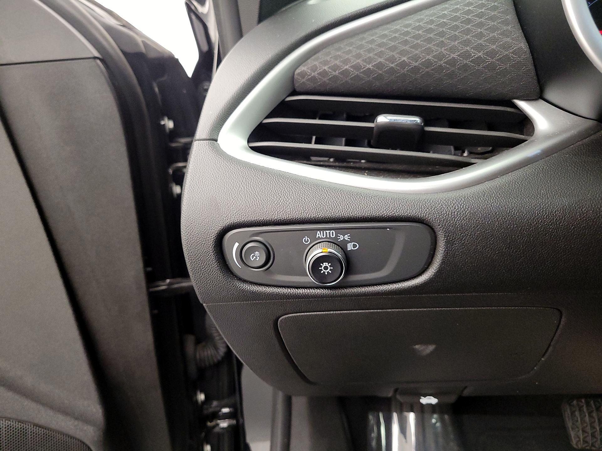 Thumbnail: 2023 Chevrolet Malibu - 13