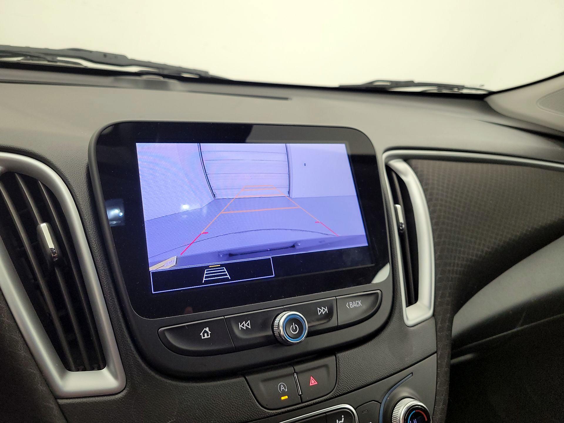 Thumbnail: 2023 Chevrolet Malibu - 14