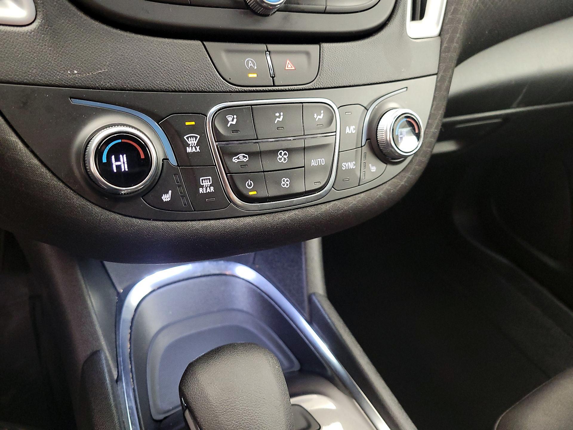 Thumbnail: 2023 Chevrolet Malibu - 16