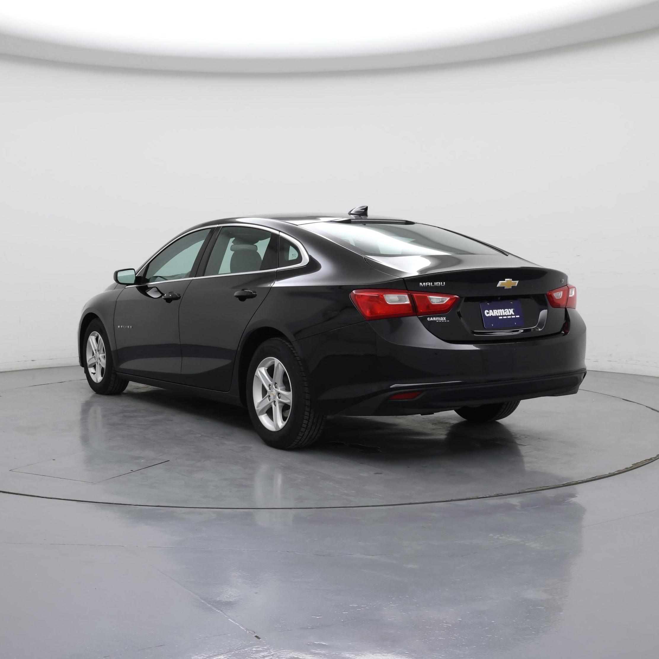 Thumbnail: 2023 Chevrolet Malibu - 2