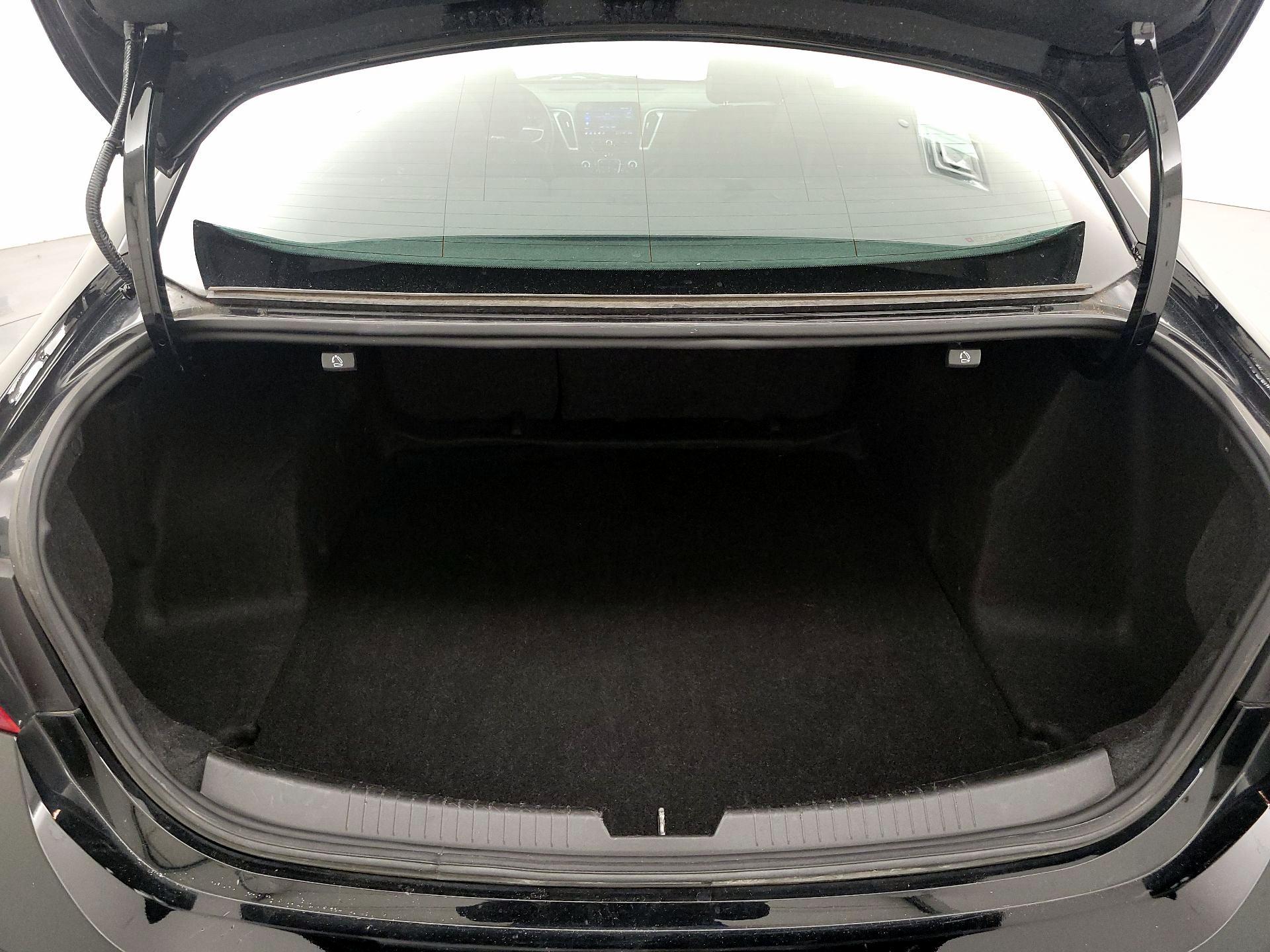 Thumbnail: 2023 Chevrolet Malibu - 20