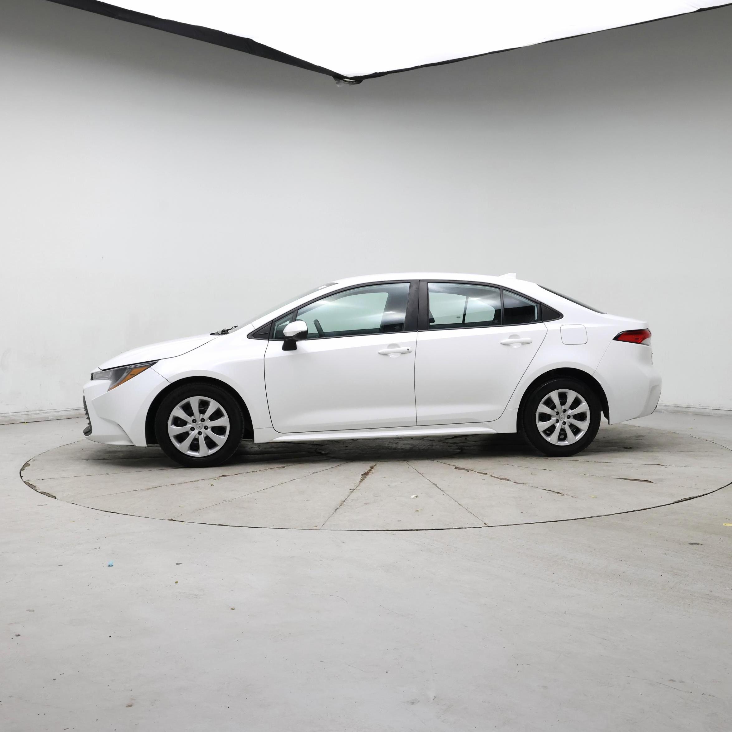 Thumbnail: 2023 Toyota Corolla - 3