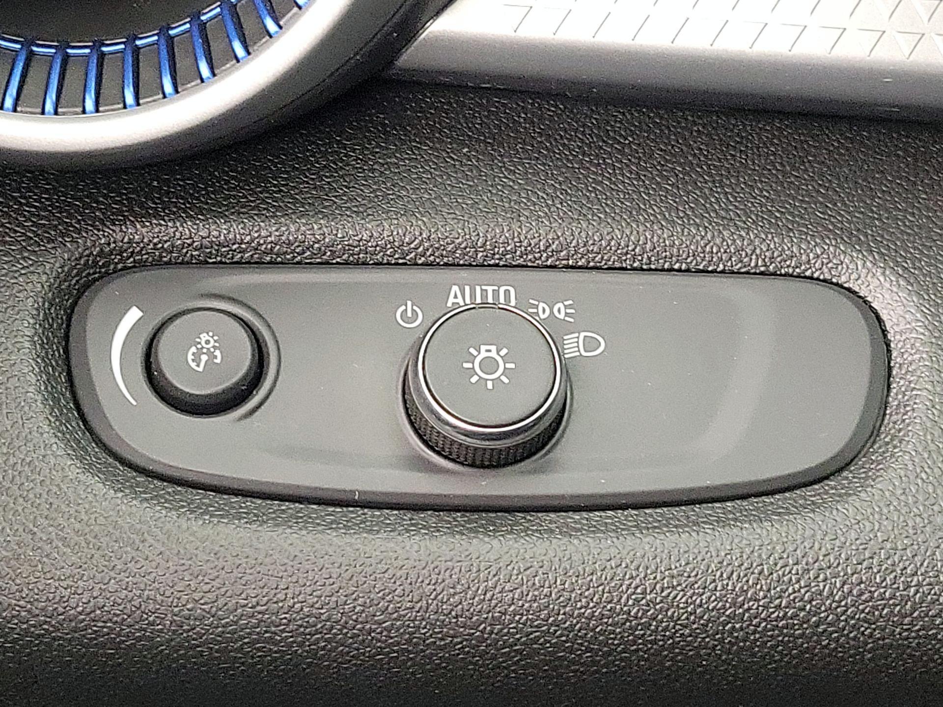 Thumbnail: 2024 Chevrolet Trax - 13