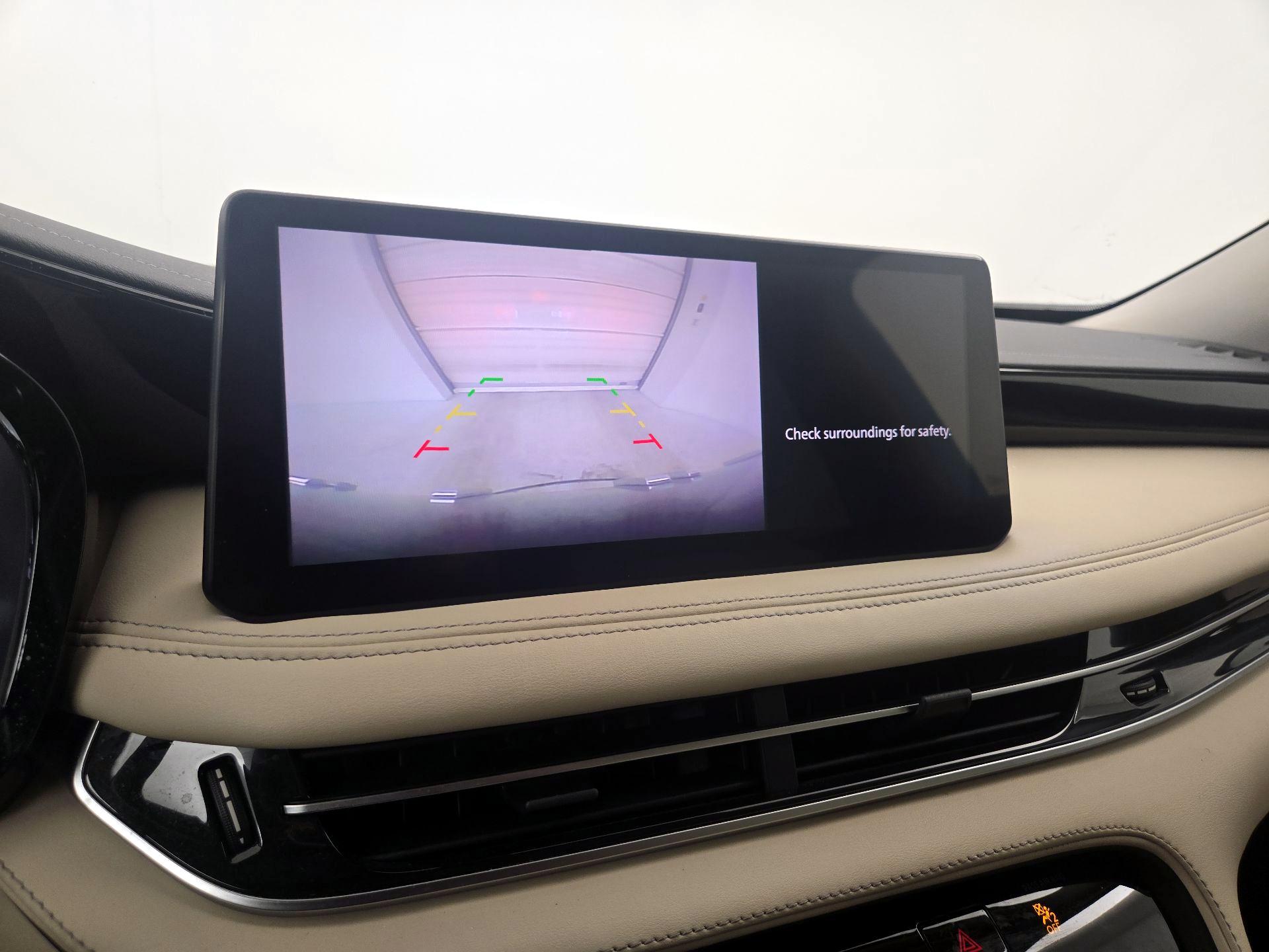 Thumbnail: 2023 INFINITI QX60 - 14