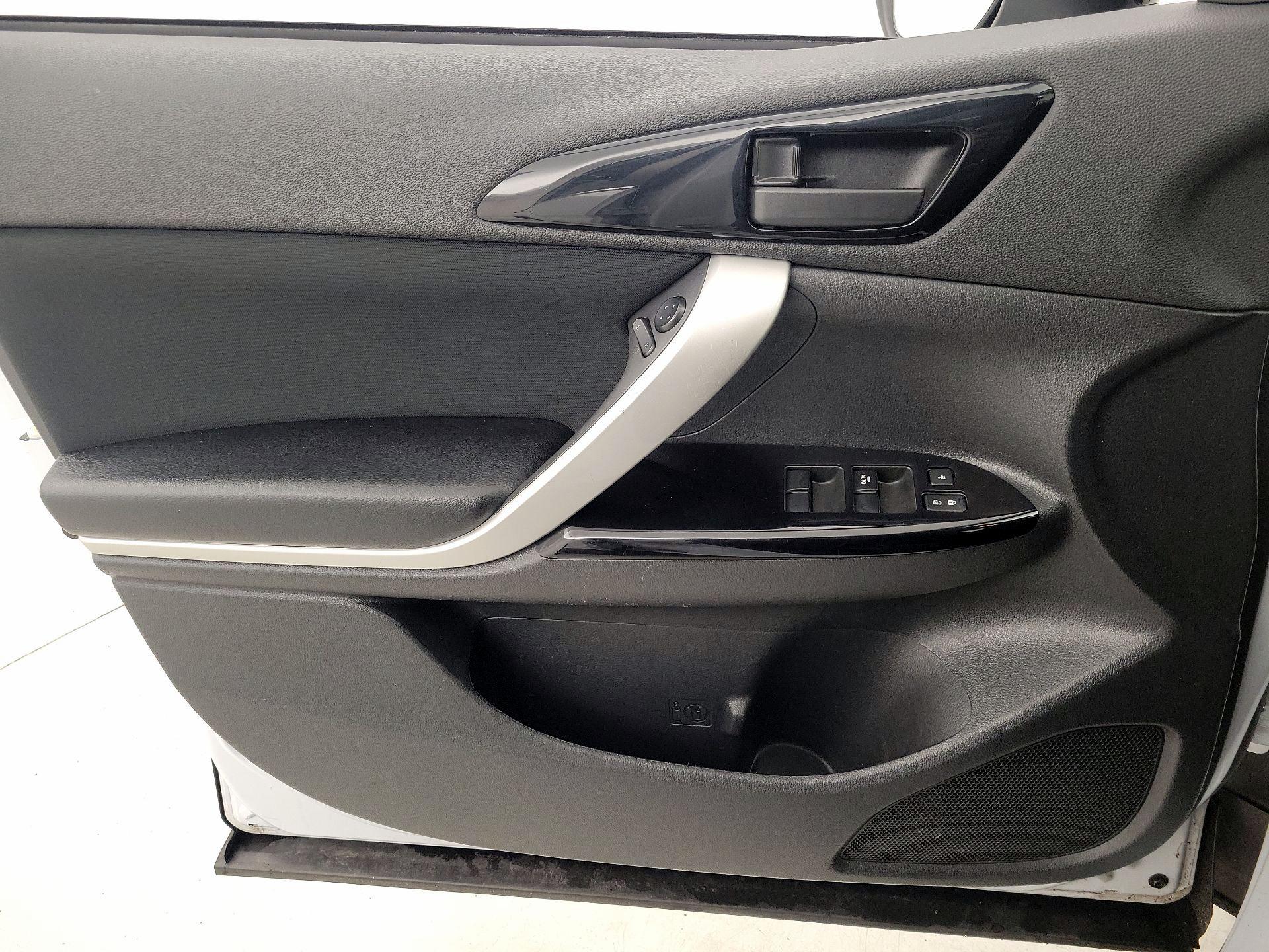 Thumbnail: 2022 Mitsubishi Eclipse Cross - 12