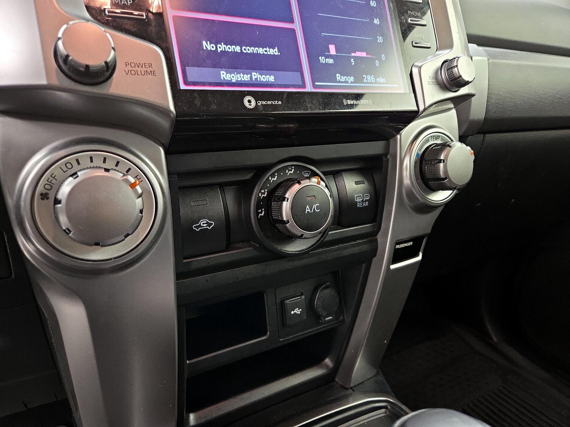 Thumbnail: 2023 Toyota 4Runner - 16