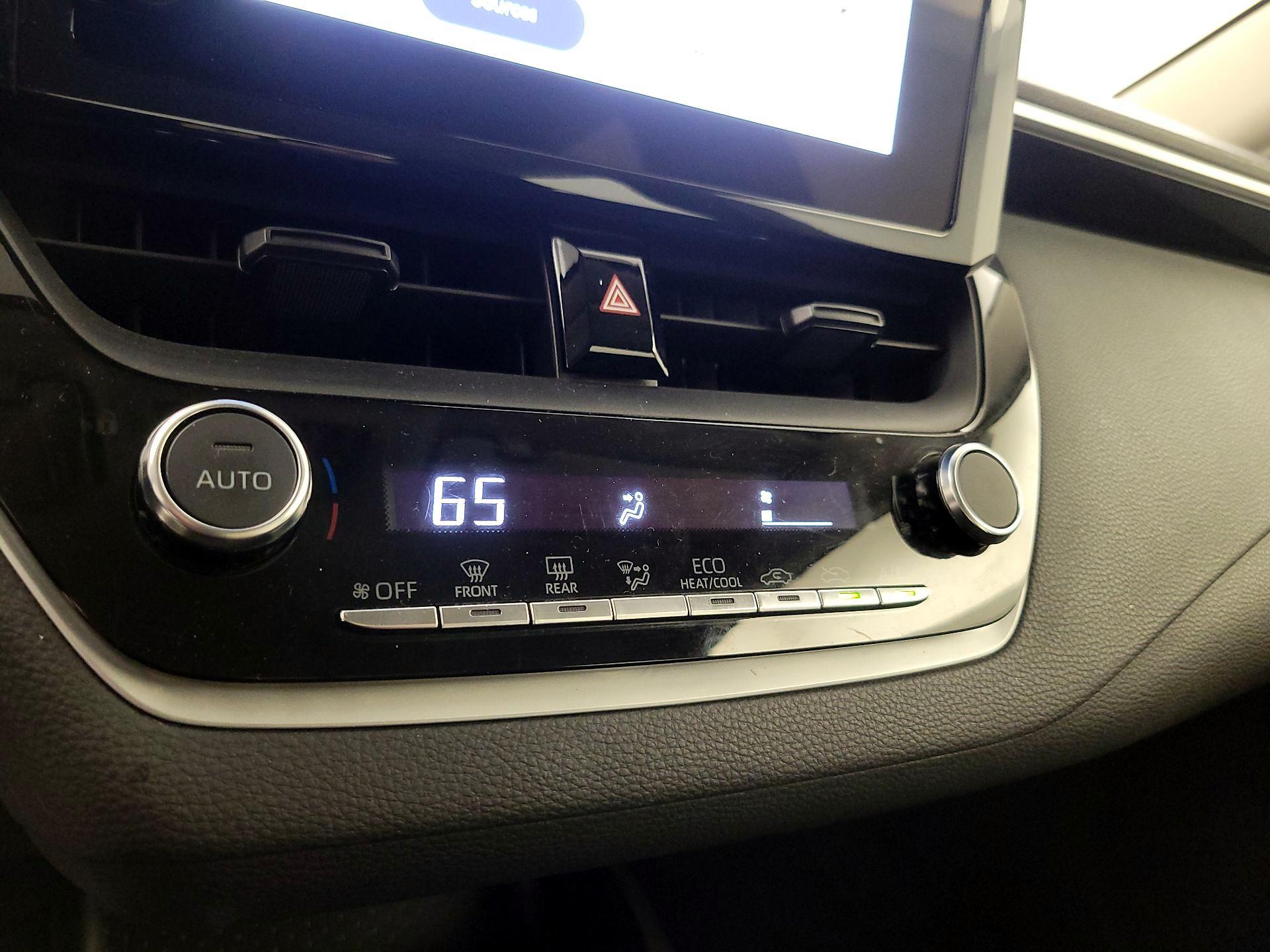 Thumbnail: 2023 Toyota Corolla - 16