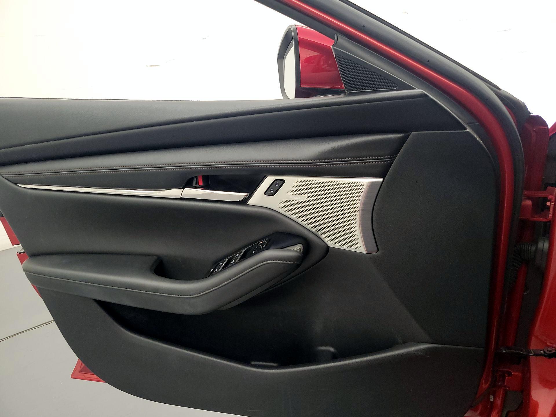 Thumbnail: 2021 Mazda Mazda3 - 12