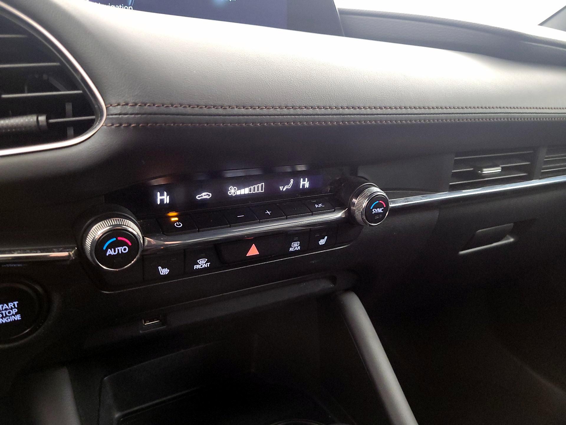 Thumbnail: 2021 Mazda Mazda3 - 17