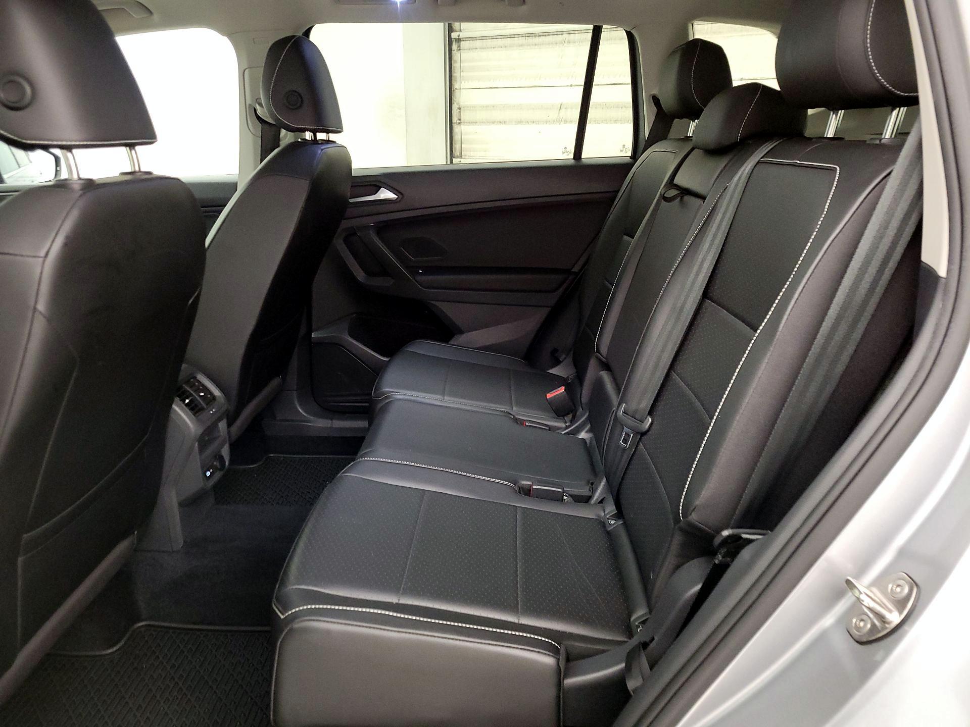 Thumbnail: 2021 Volkswagen Tiguan - 20